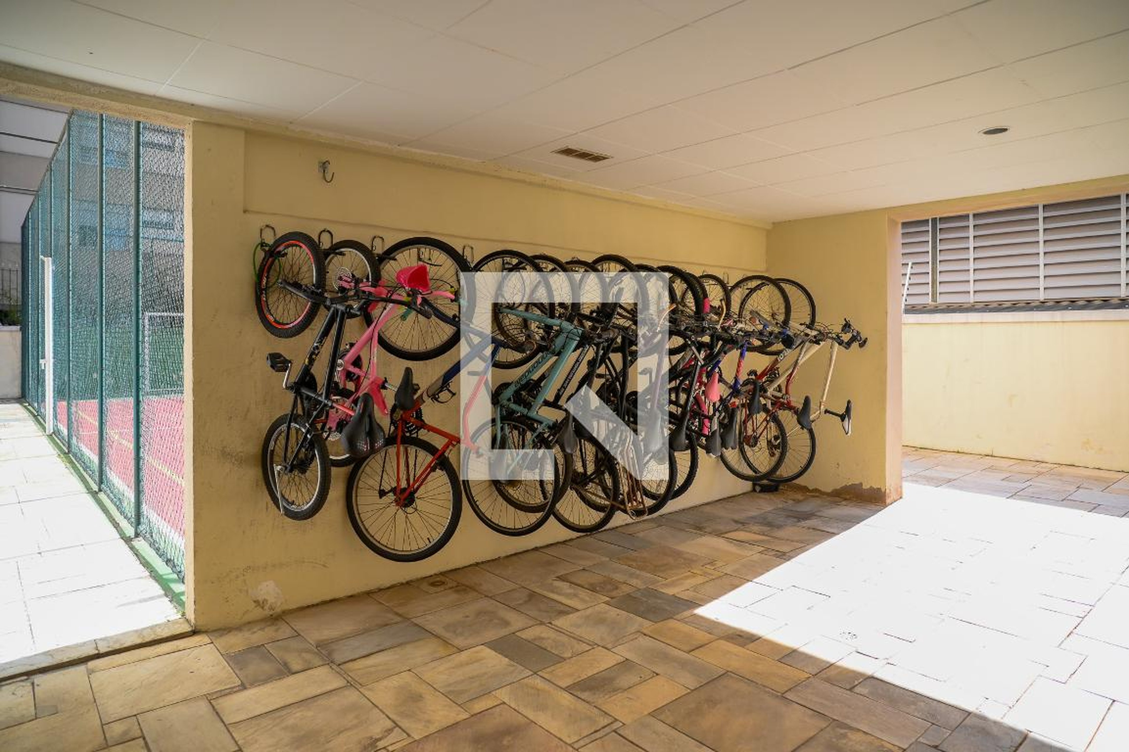 Bicicletário - Adonis