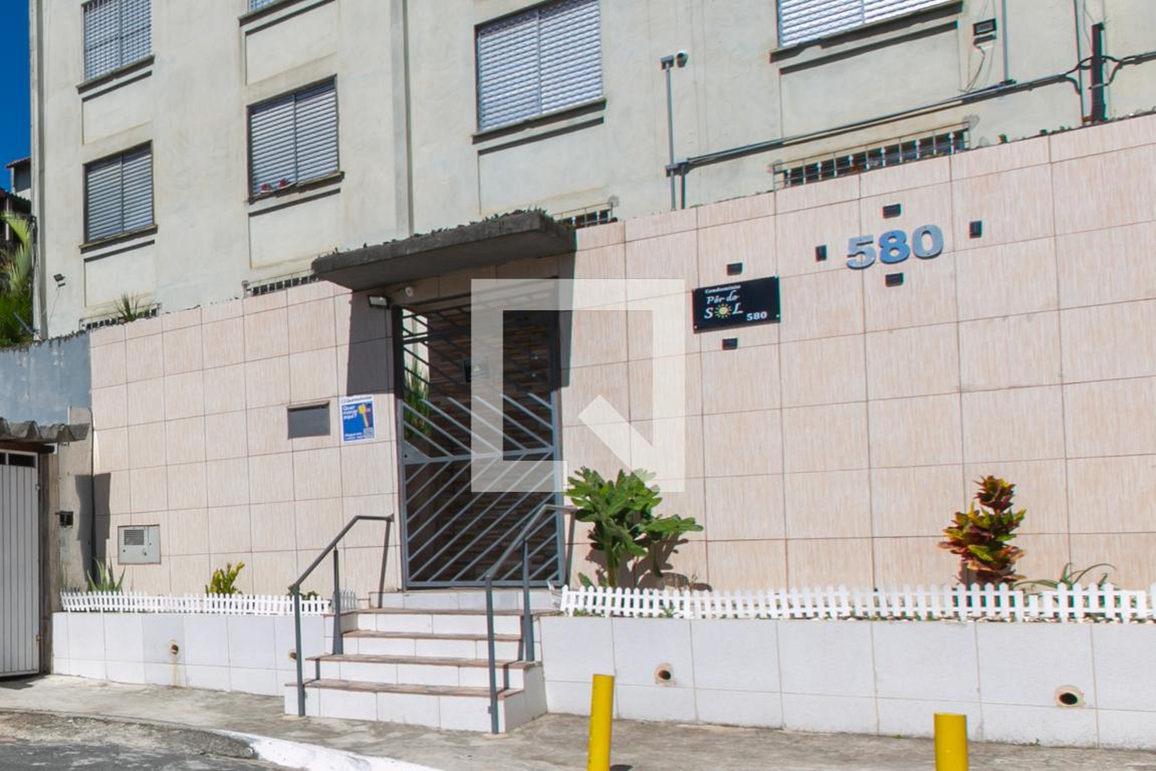 Fachada Condomínio em Avenida Lara Campos, 580