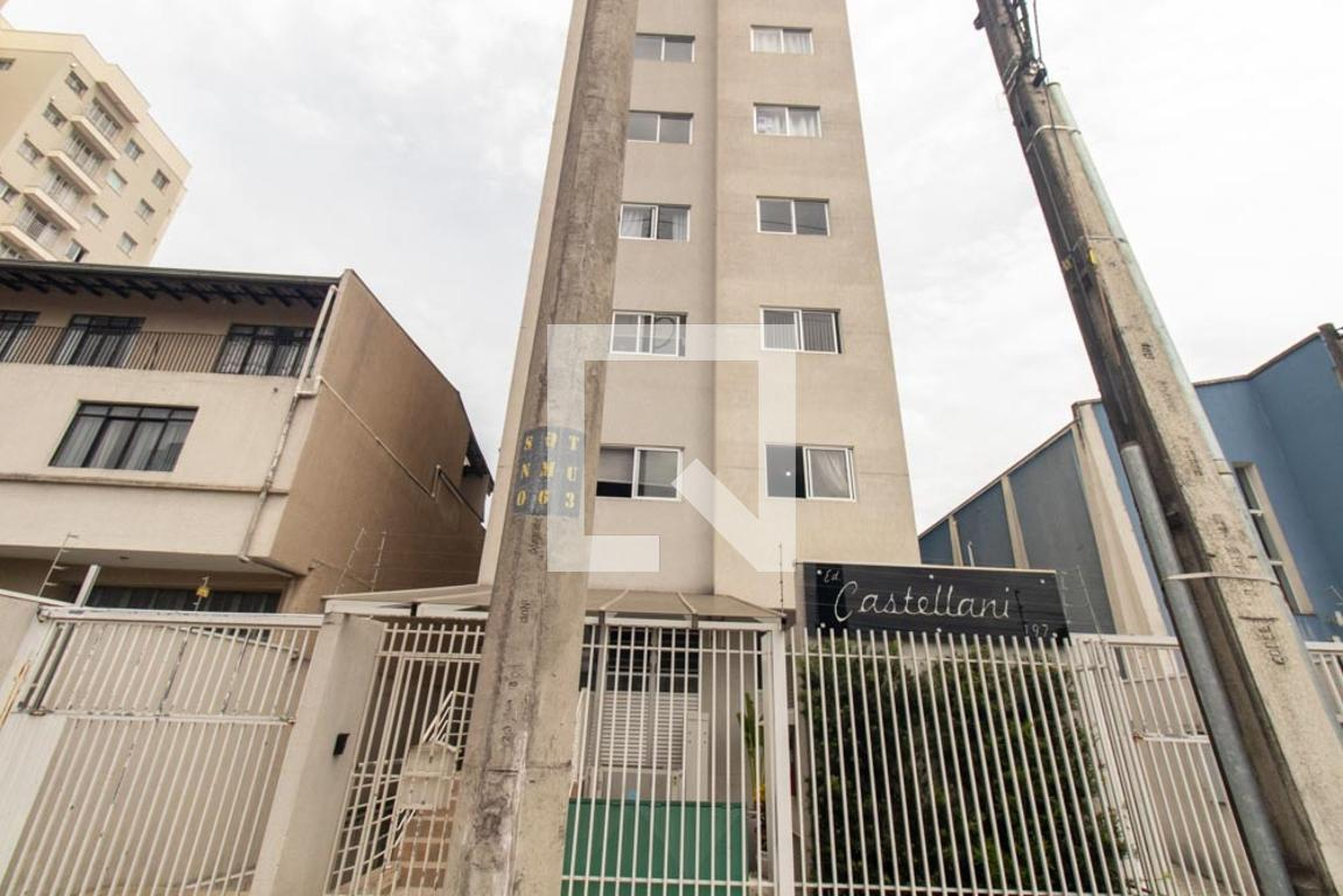 Fachada do Condomínio Edifício Castellani