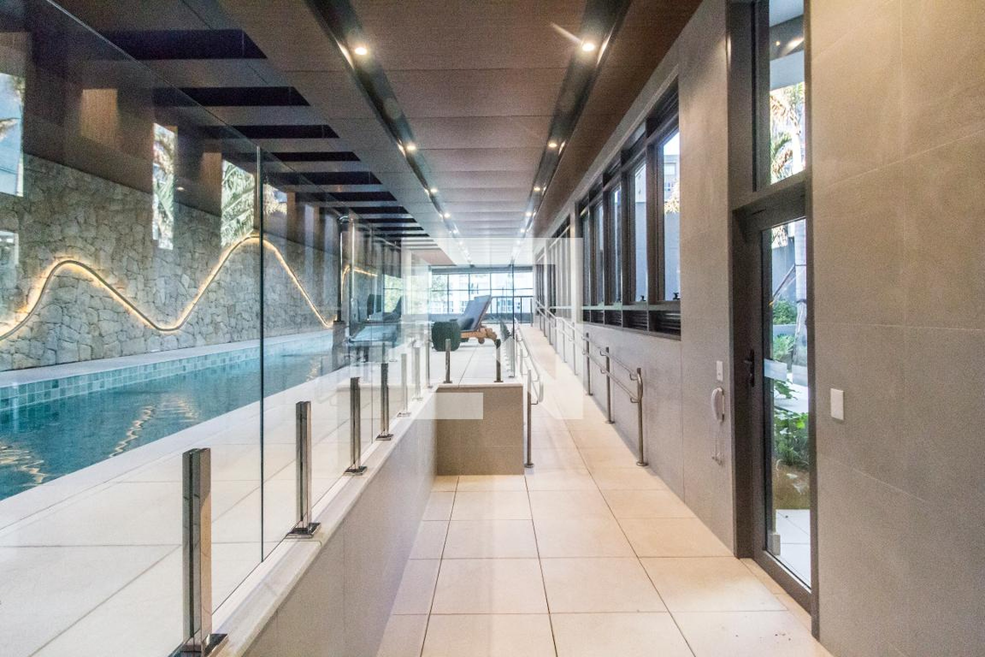 Piscina Coberta - Neo Alphaville