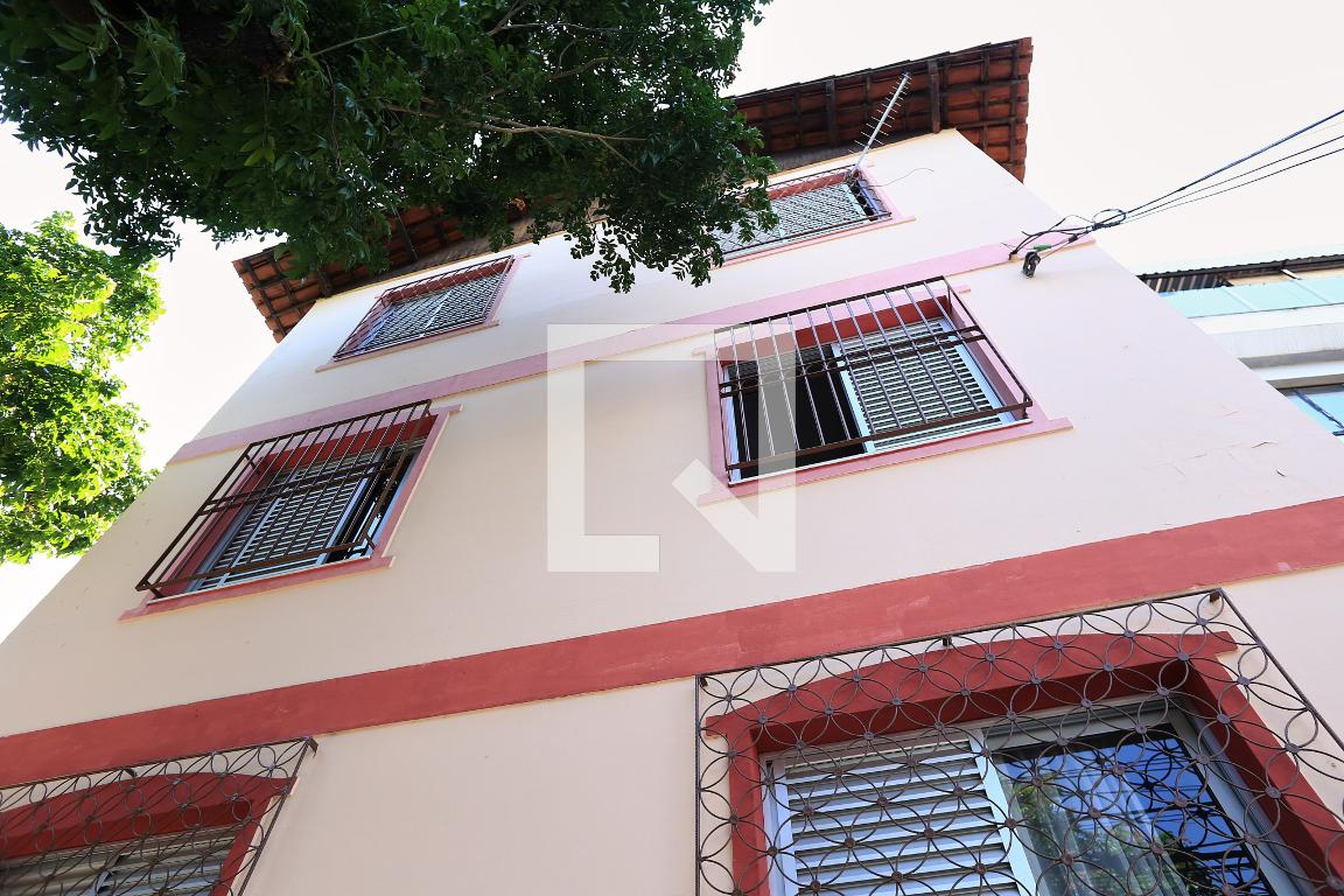 Fachada Condomínio em Rua Coronel Pedro Paulo Penido, 186