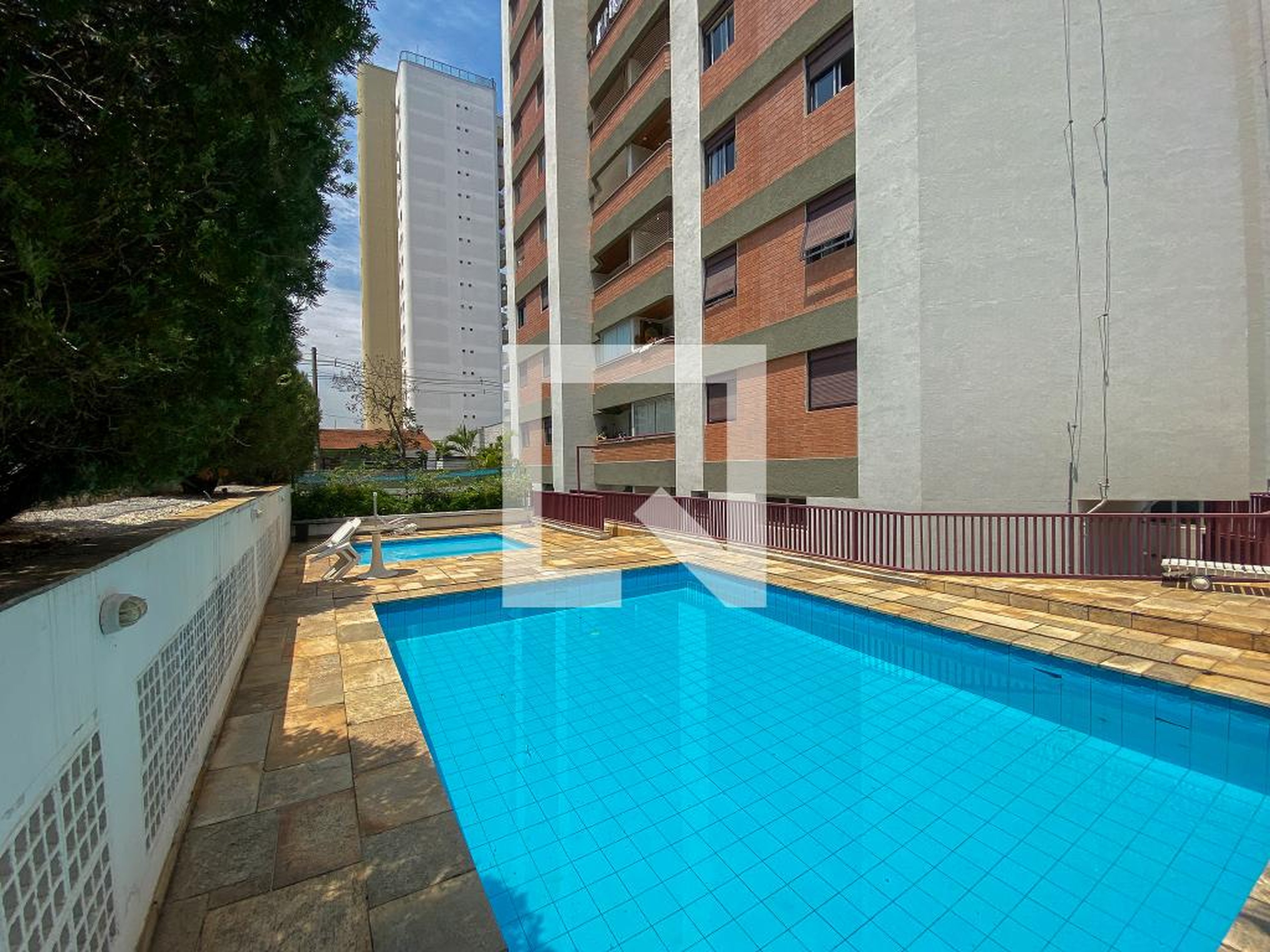 Piscina - Edifício Domus Áurea
