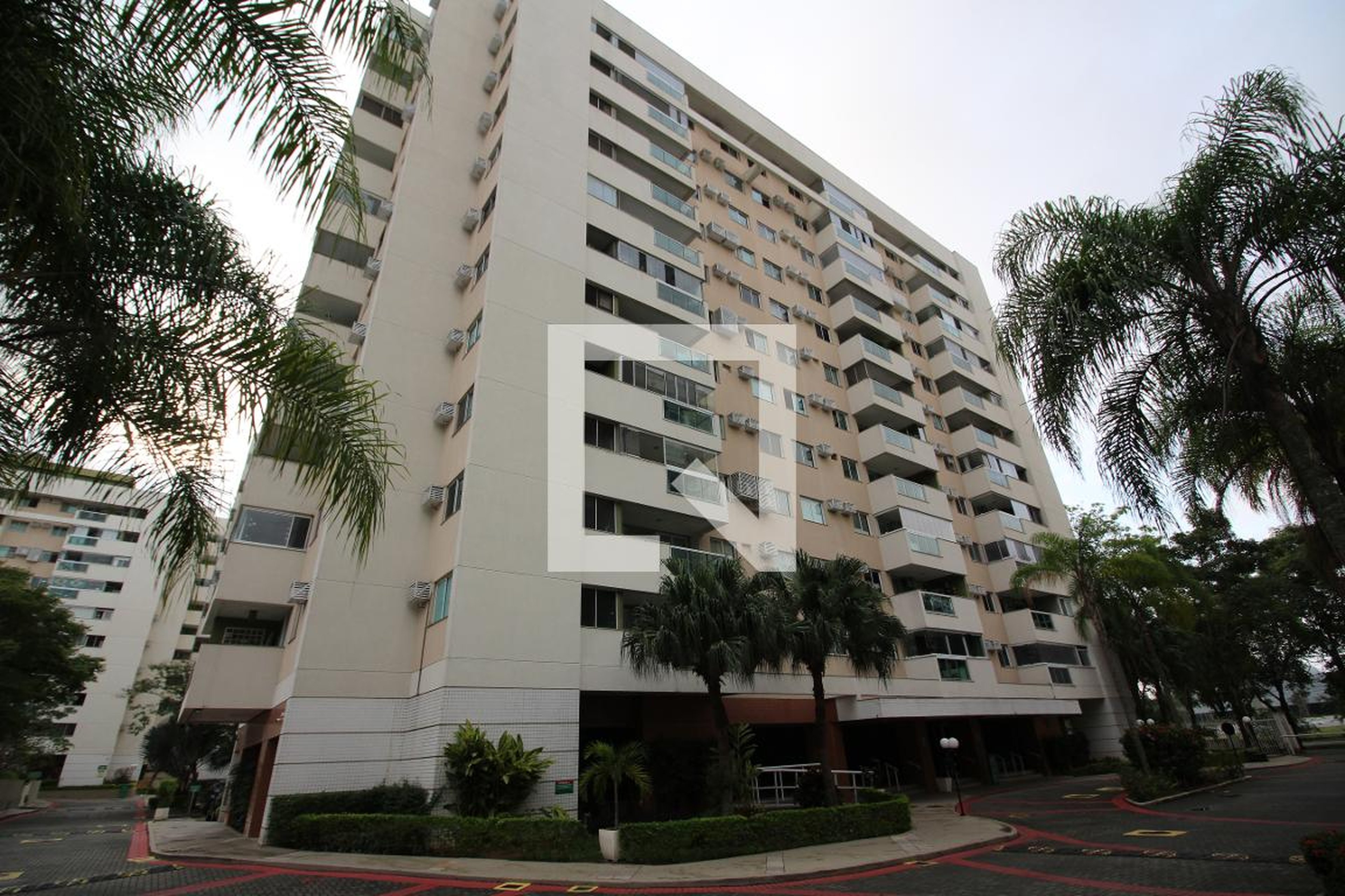 Fachada Condomínio Barra Central Park