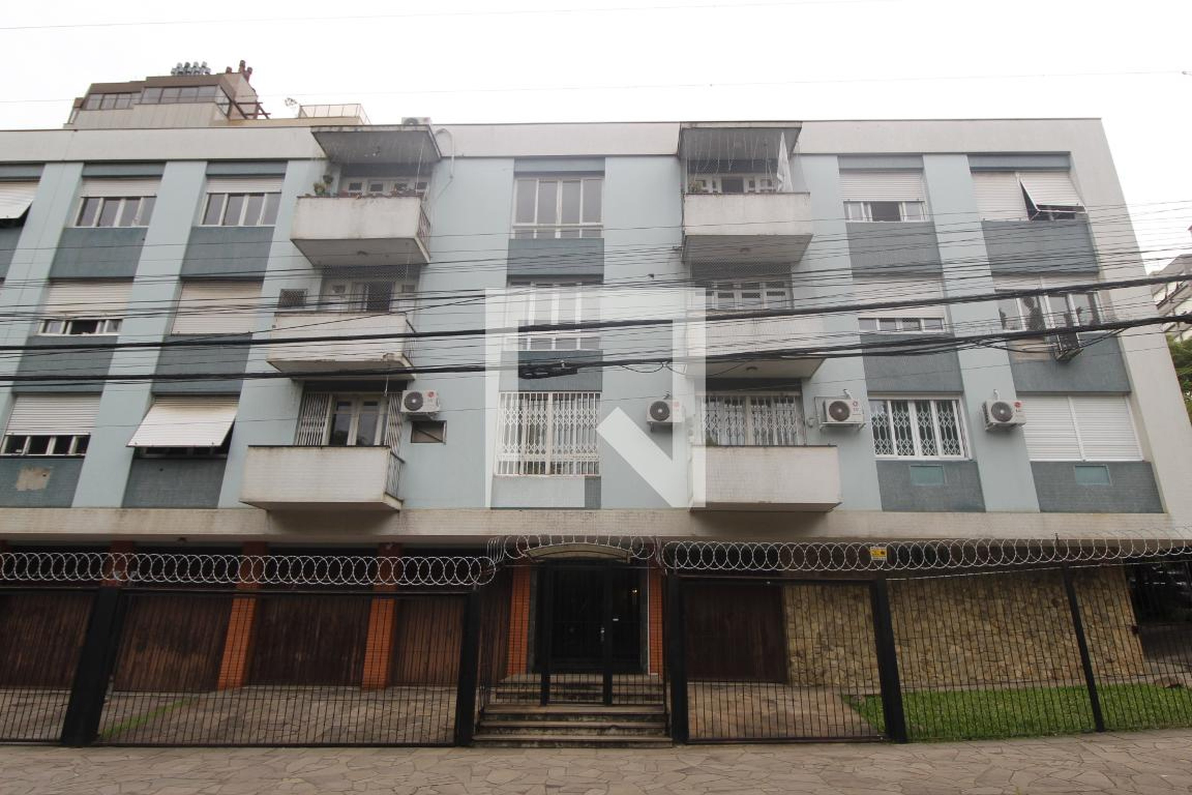 Fachada Condomínio em Rua Dona Laura, 715