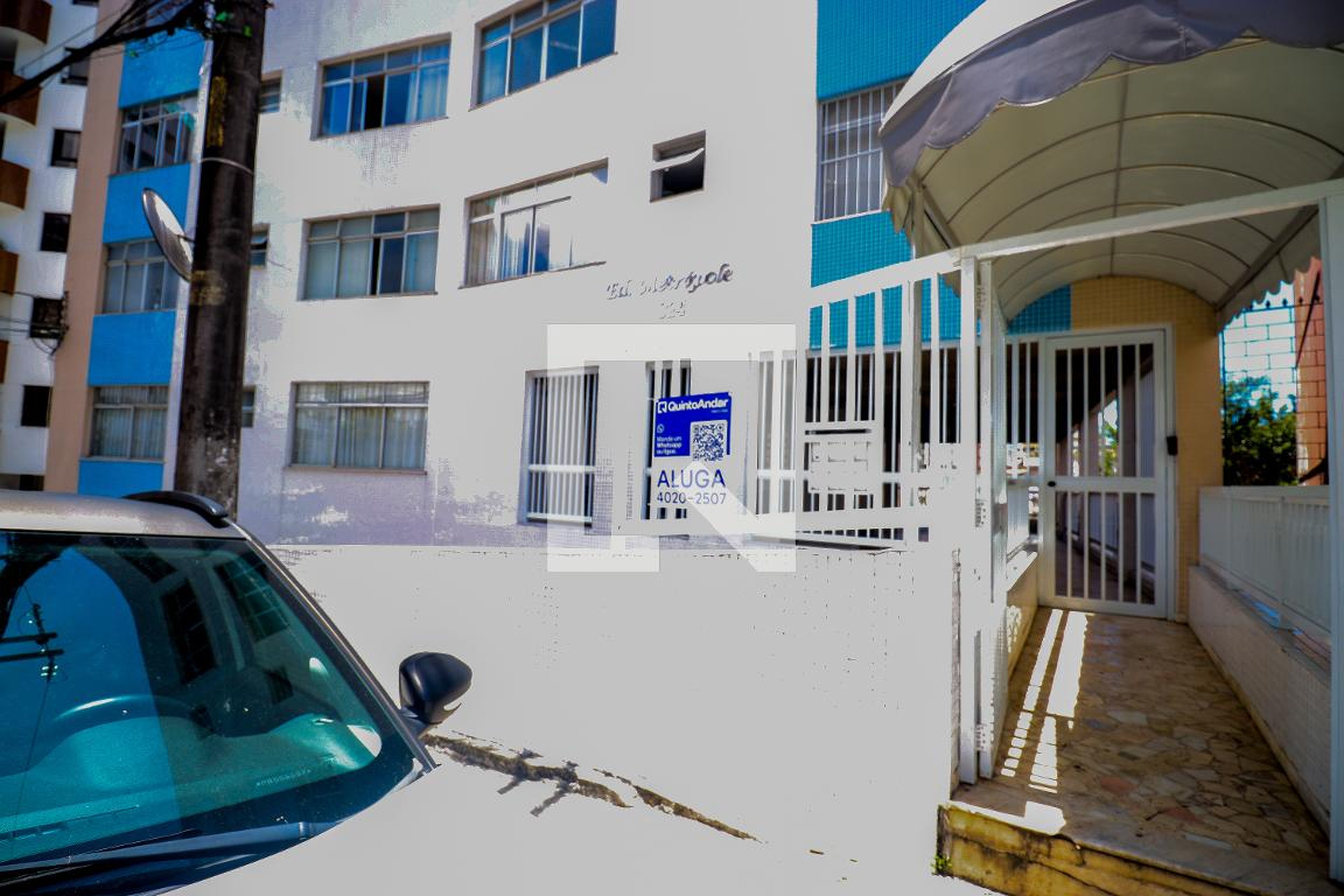 Fachada Condomínio em Rua Barão de Loreto, 324