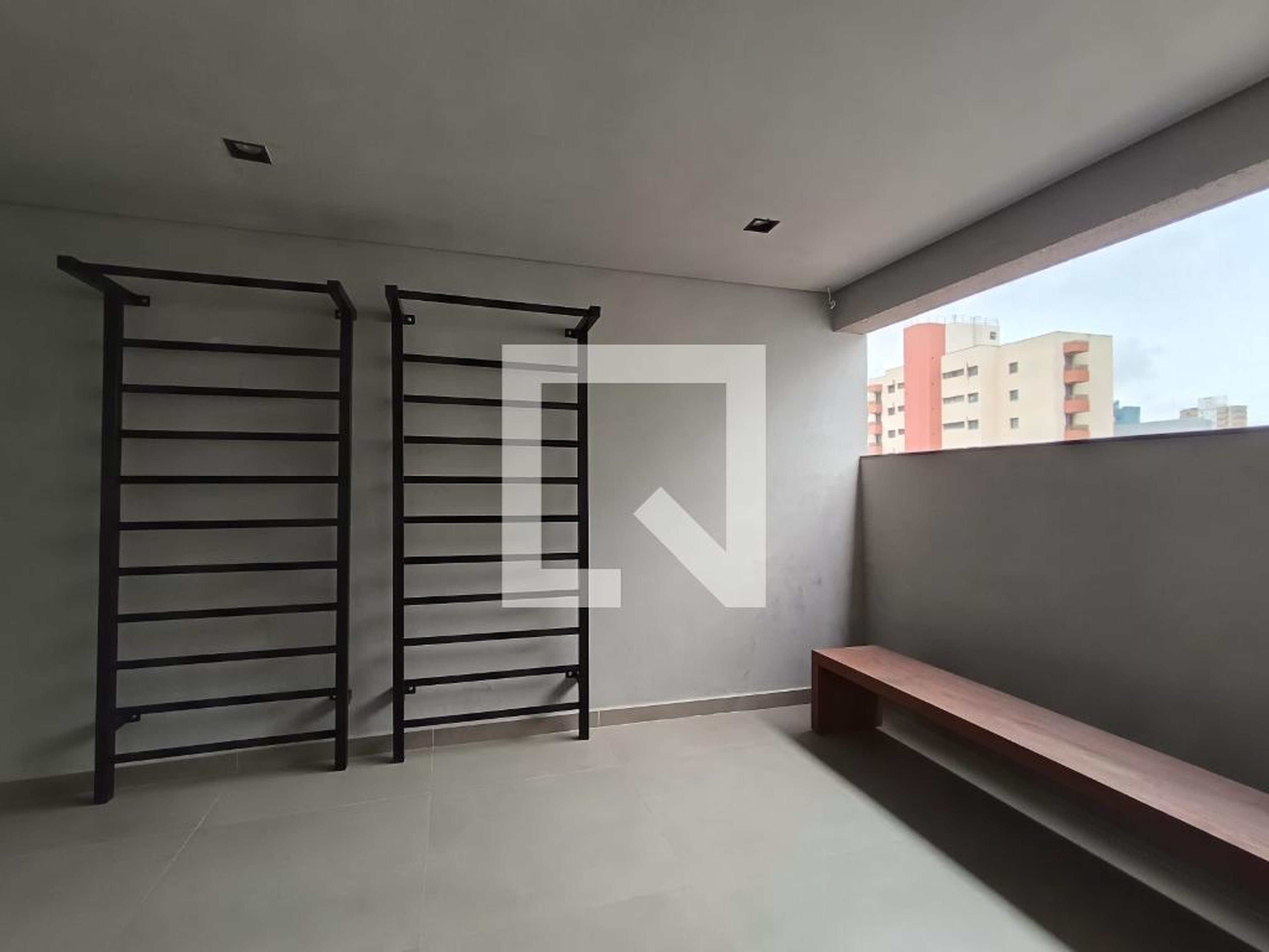 Academia - Haus Mitre