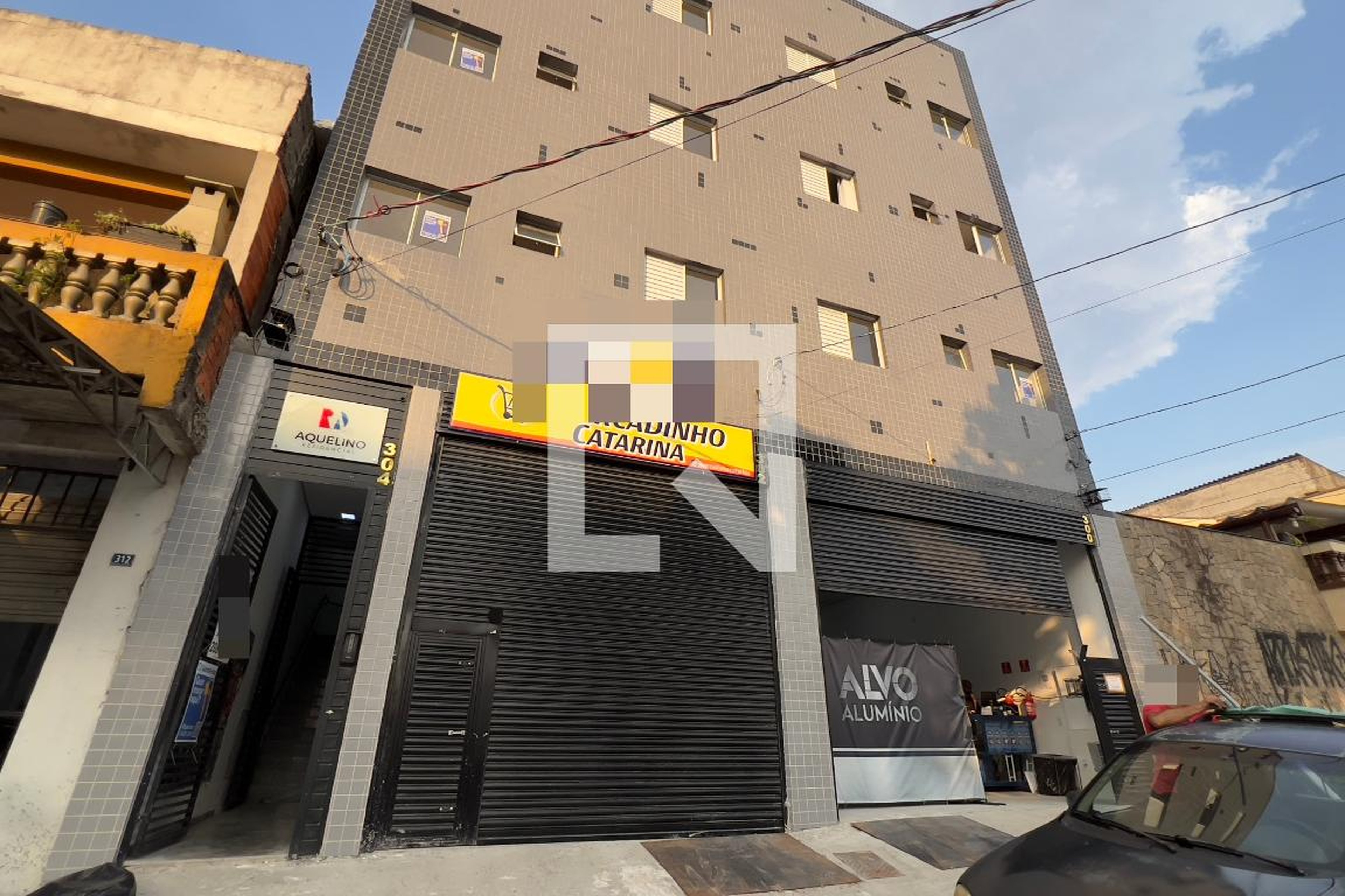 Fachada Residencial Aquelino