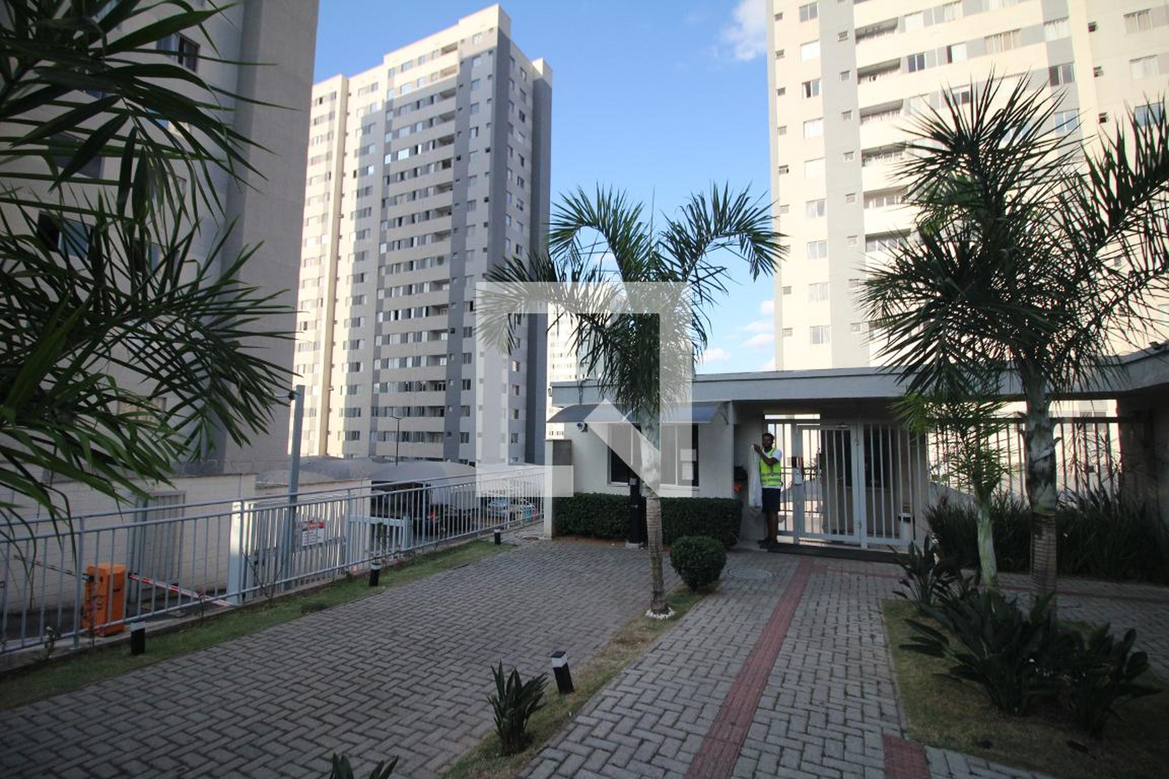 Fachada Condomínio Reserva das Flores