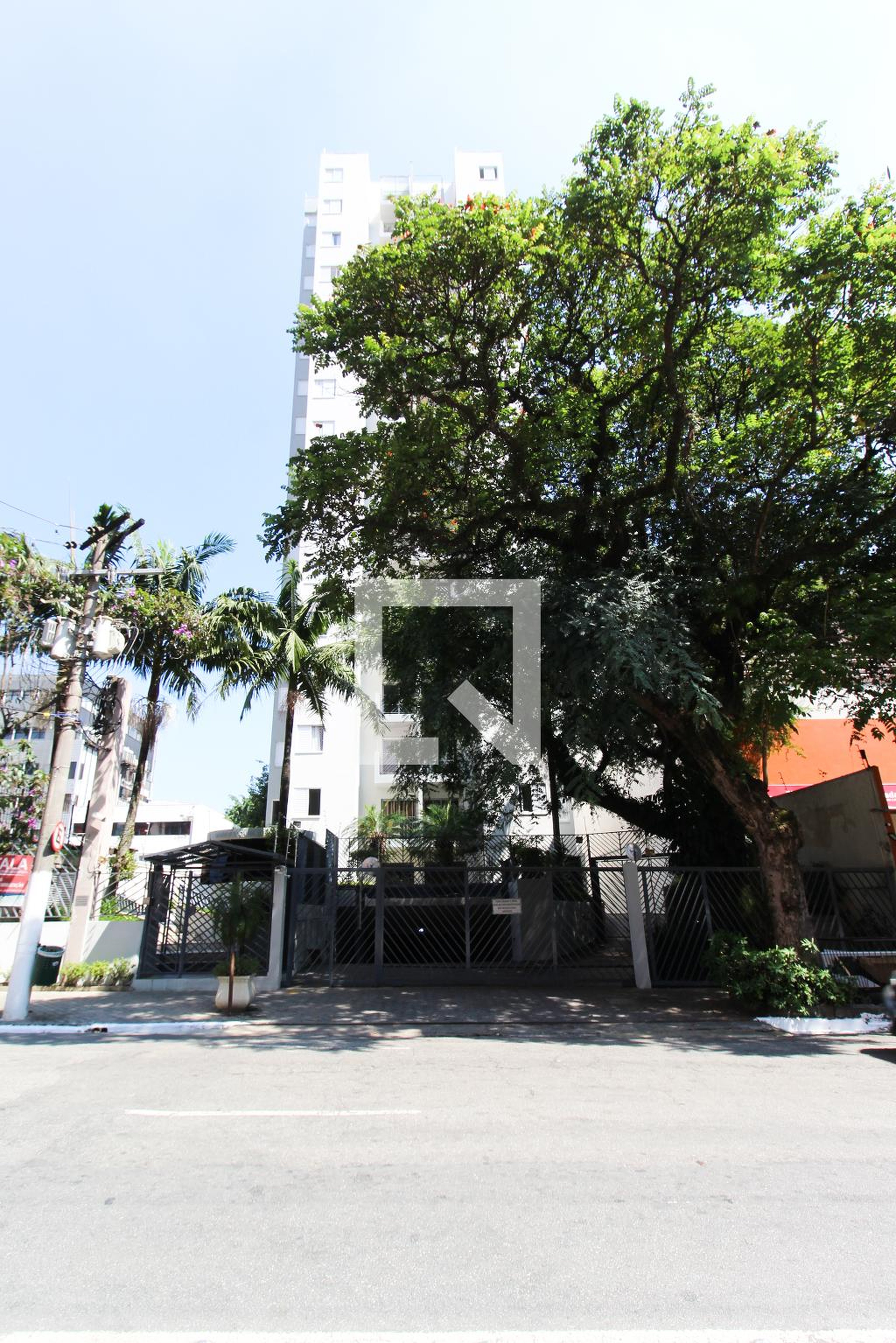 Fachada Condomínio Barão de Bocaina