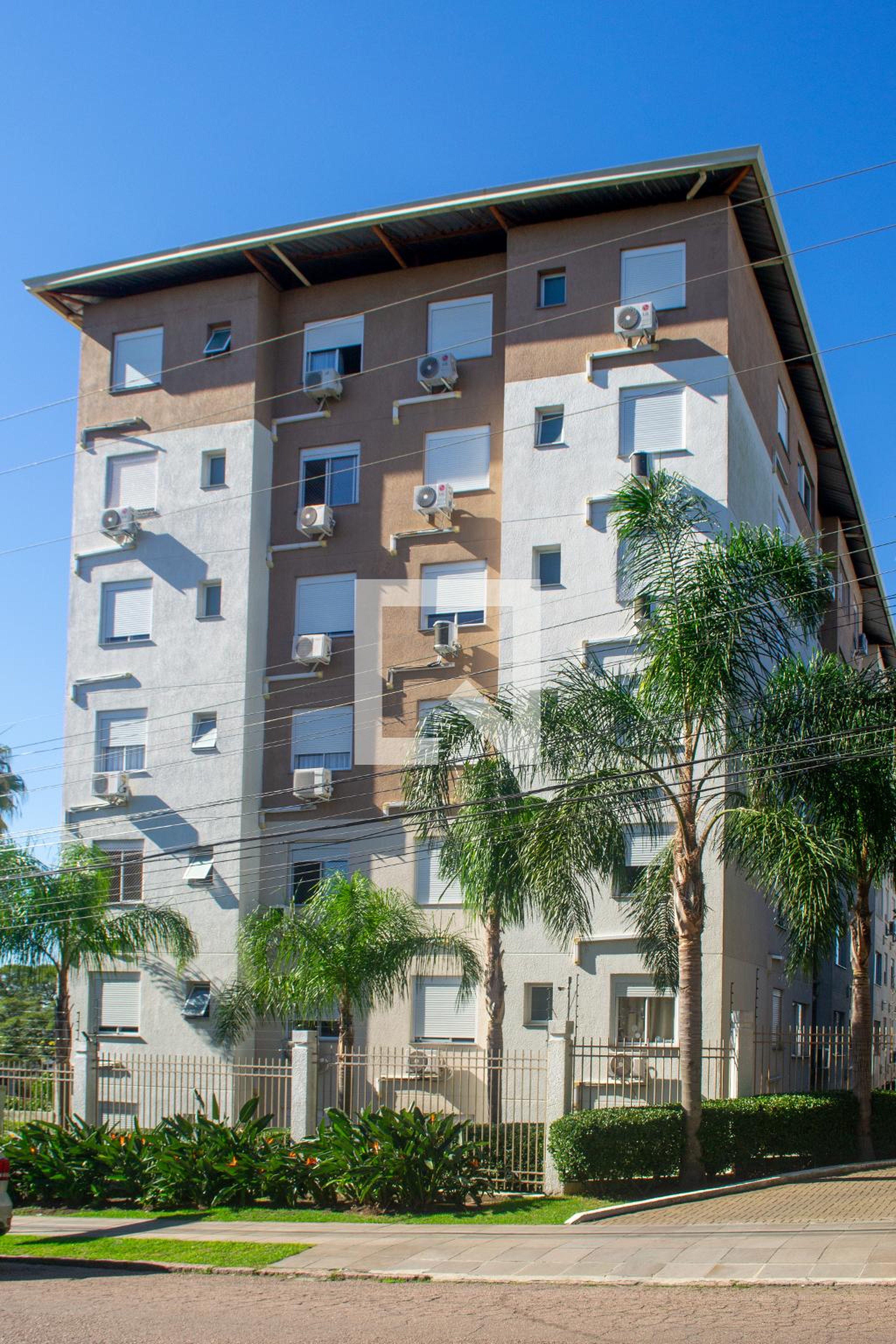 Fachada Condomínio Urbano Menino Deus