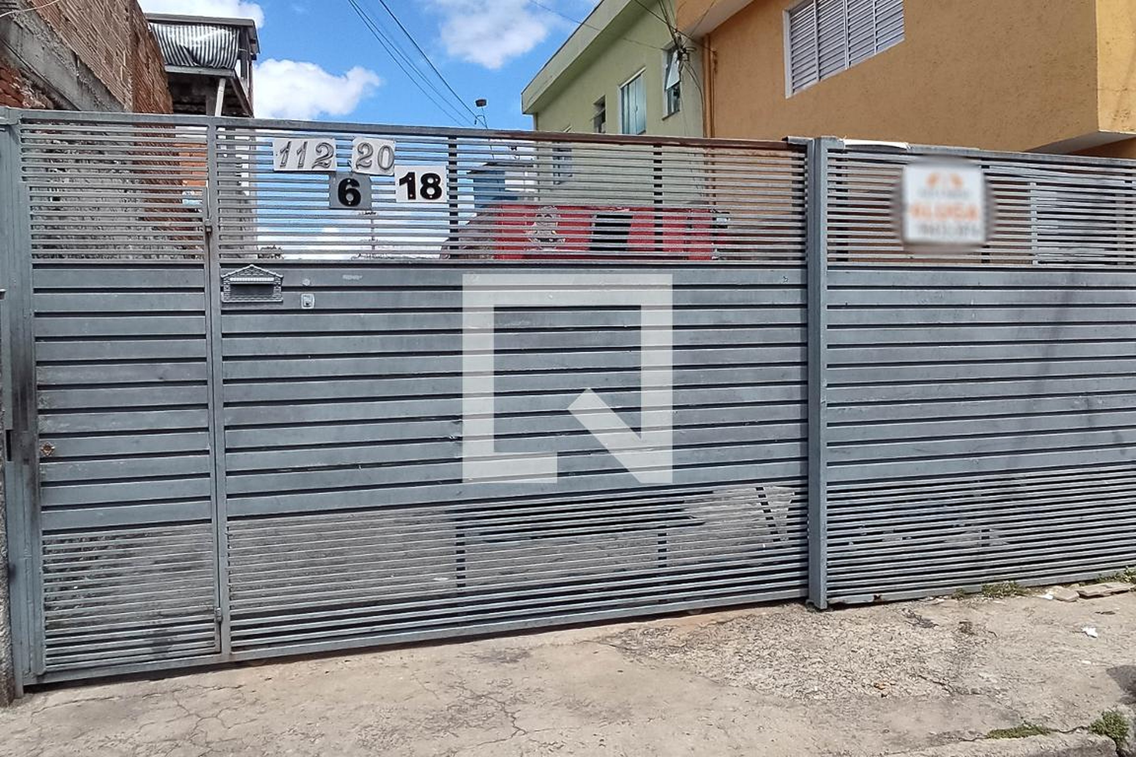 Fachada Condomínio em Rua Padre Antônio de Gennaro, 18