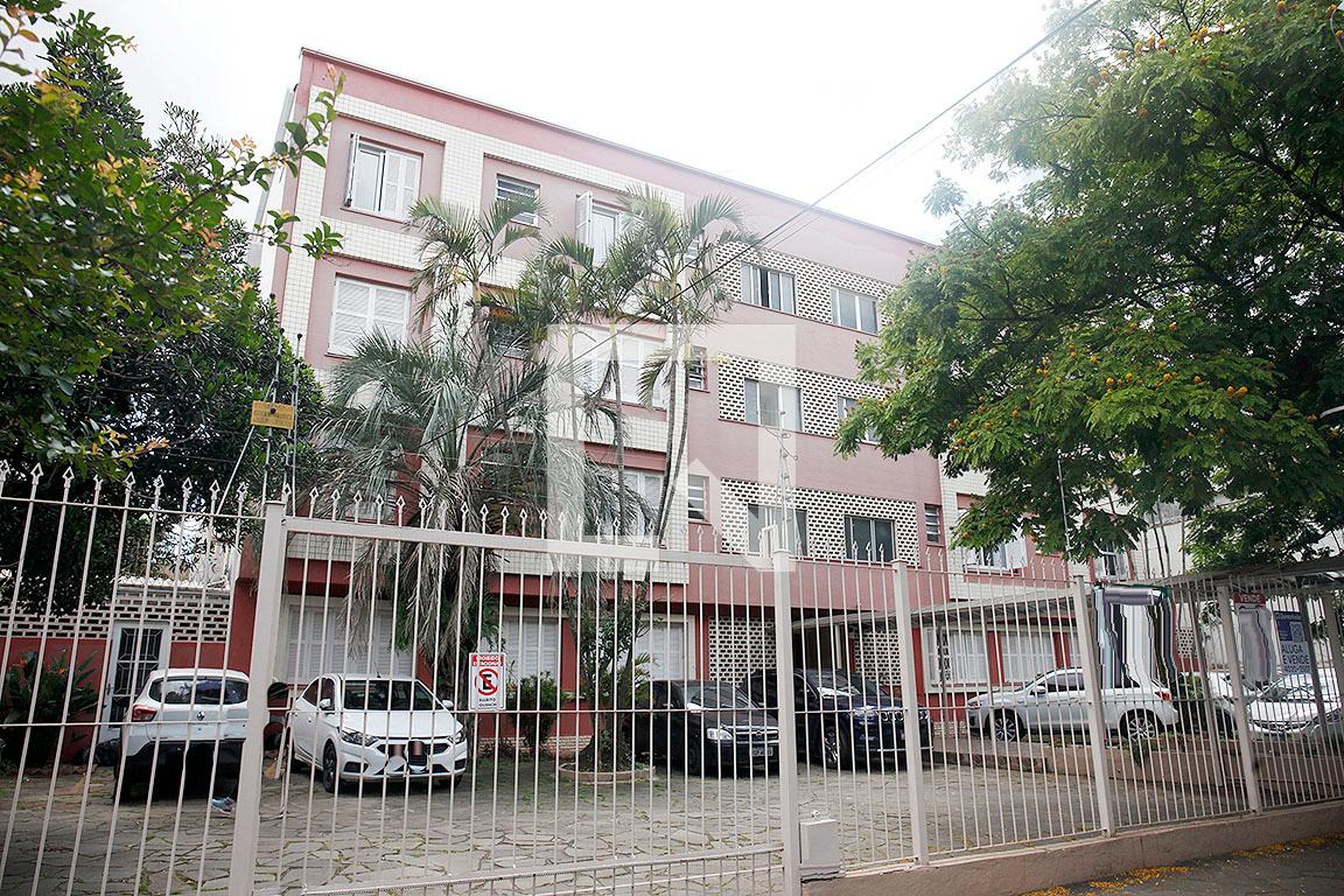 Fachada Condomínio em Rua Botafogo, 248