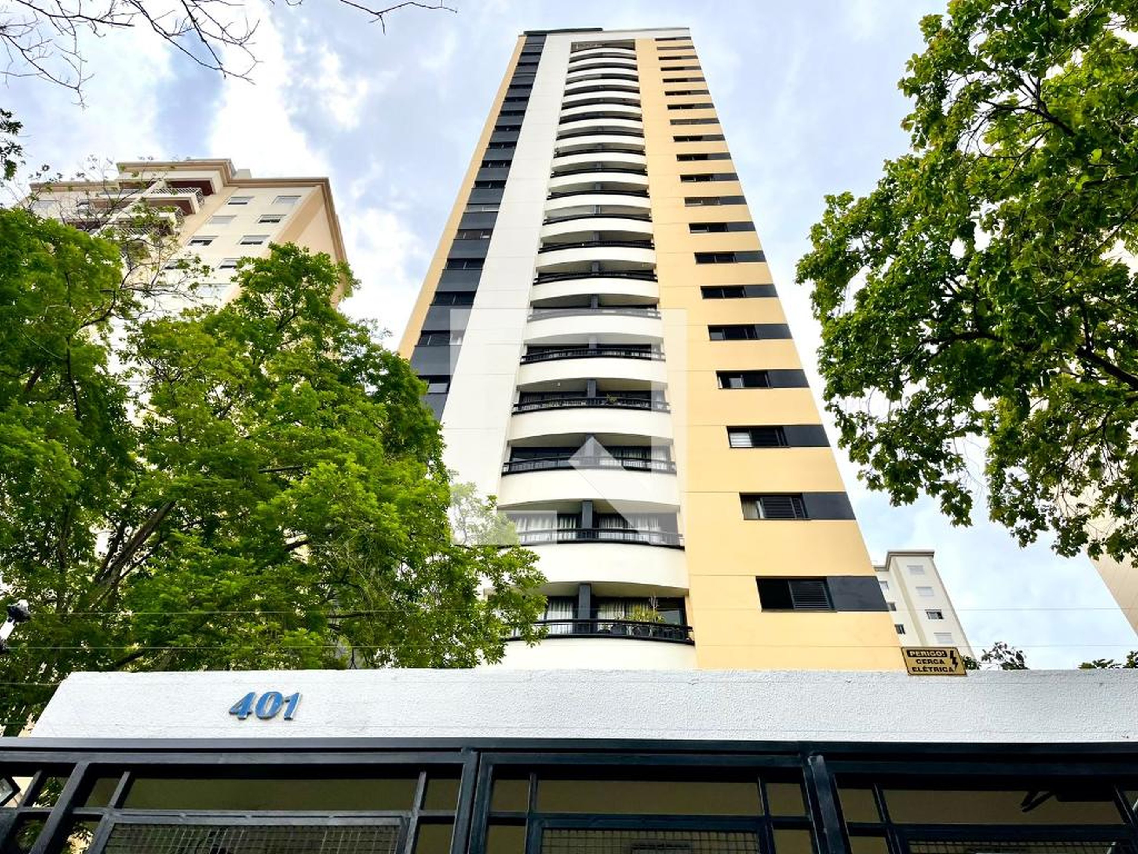 Fachada Edifício Spot Light Pompéia