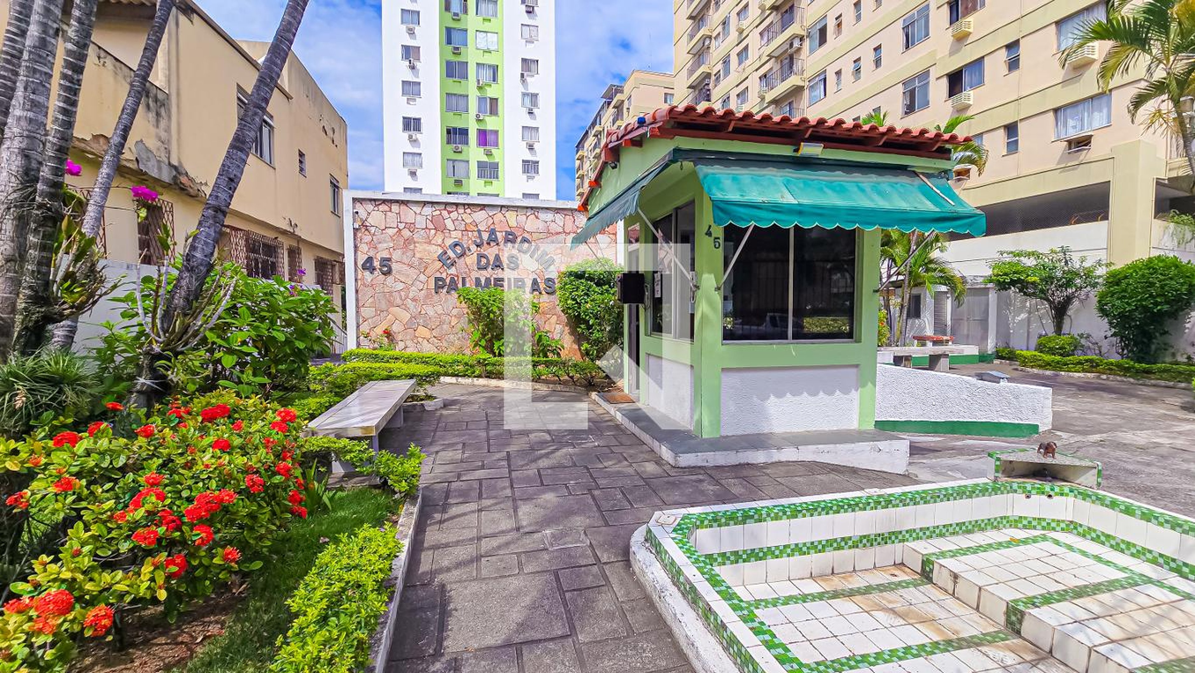 Fachada do Prédio Condomínio Jardins das Palmeiras