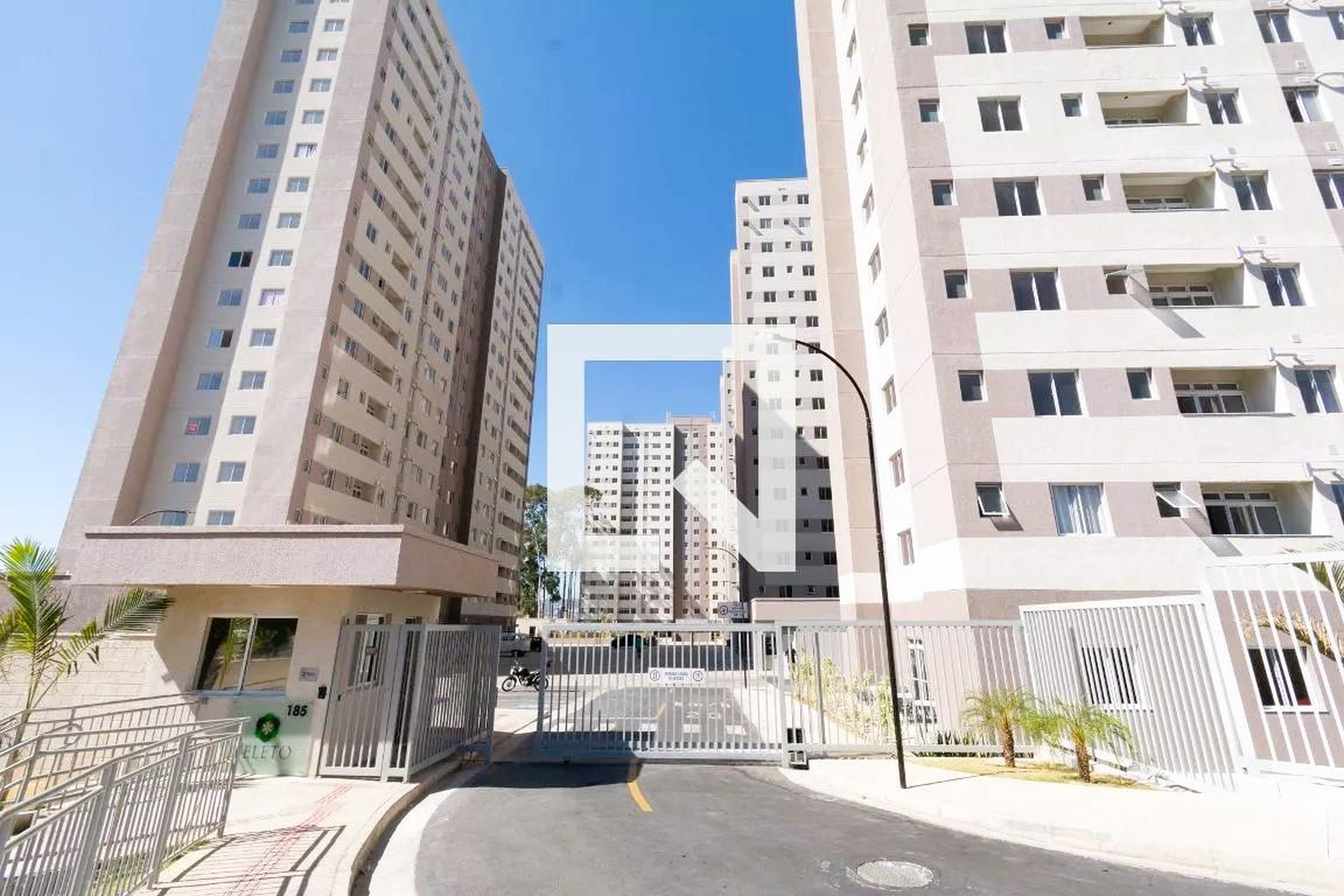 Fachada do Prédio Condomínio Seleto Oásis Residencial