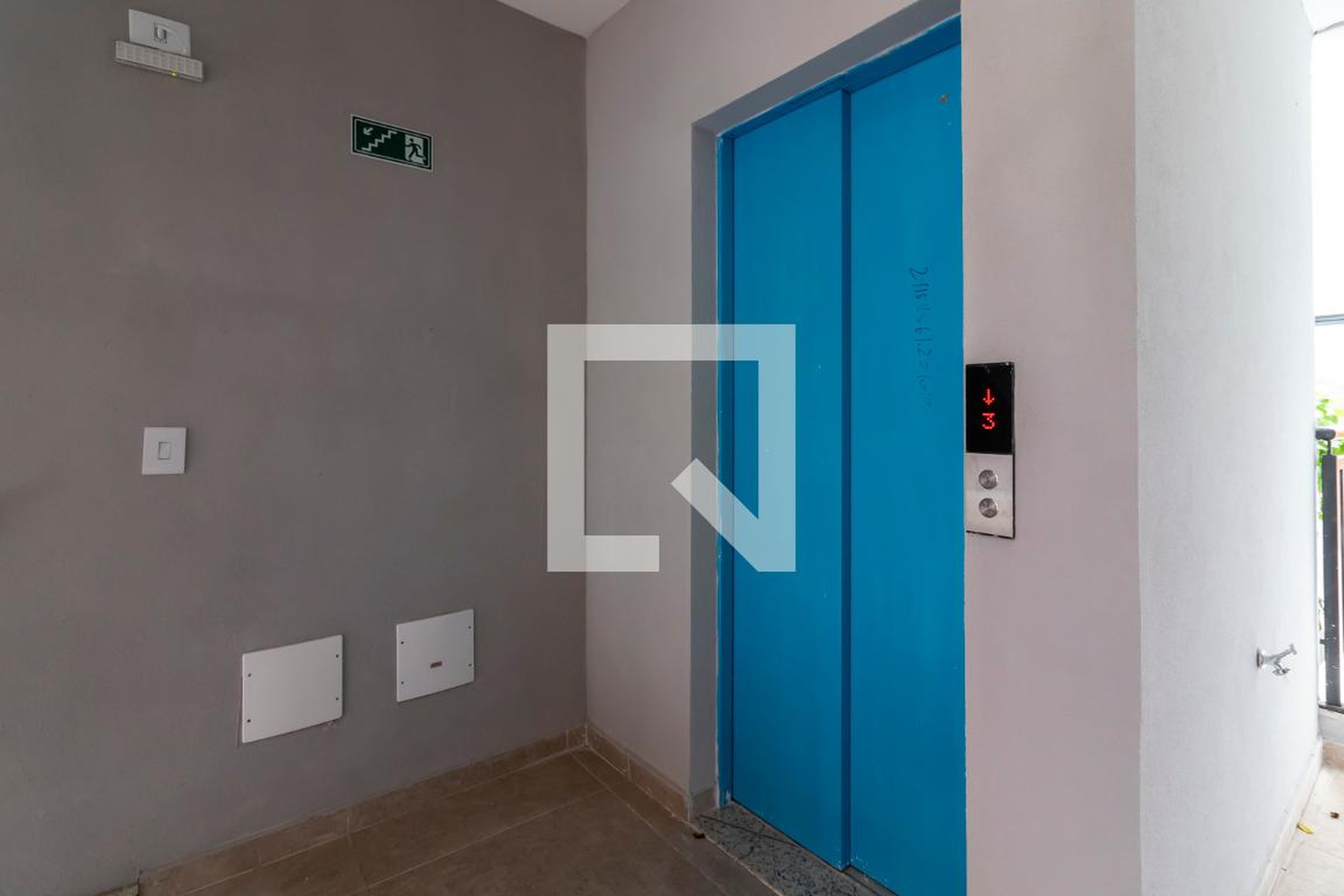 Elevador - Studio Piatá