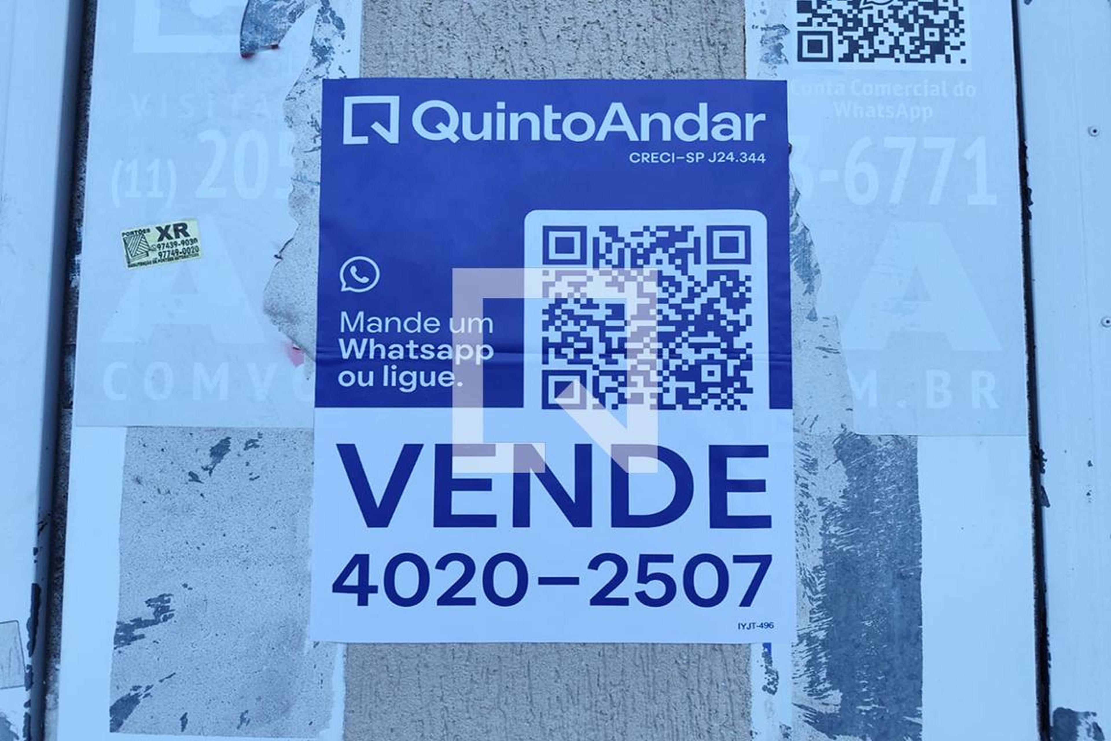 Fachada Condomínio em Rua Firmino Morgado, 320