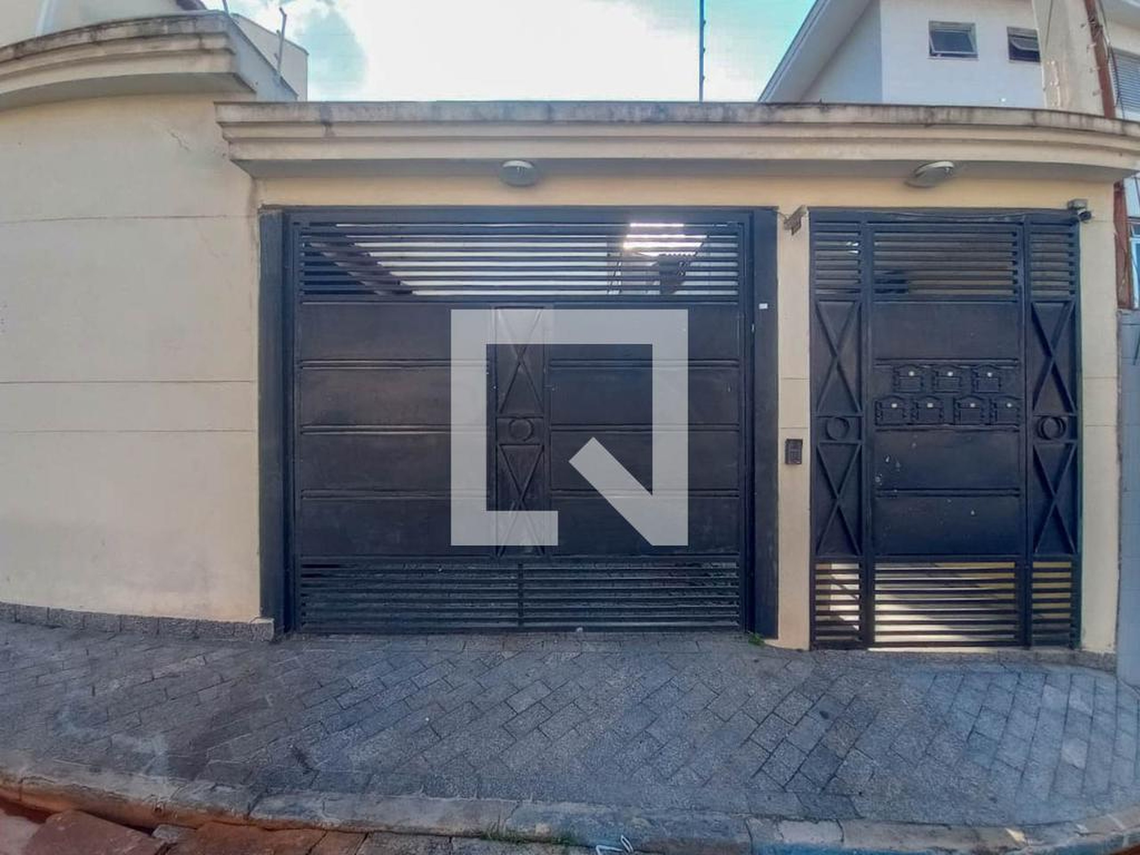 Fachada Condomínio em Rua Canhemborá, 233