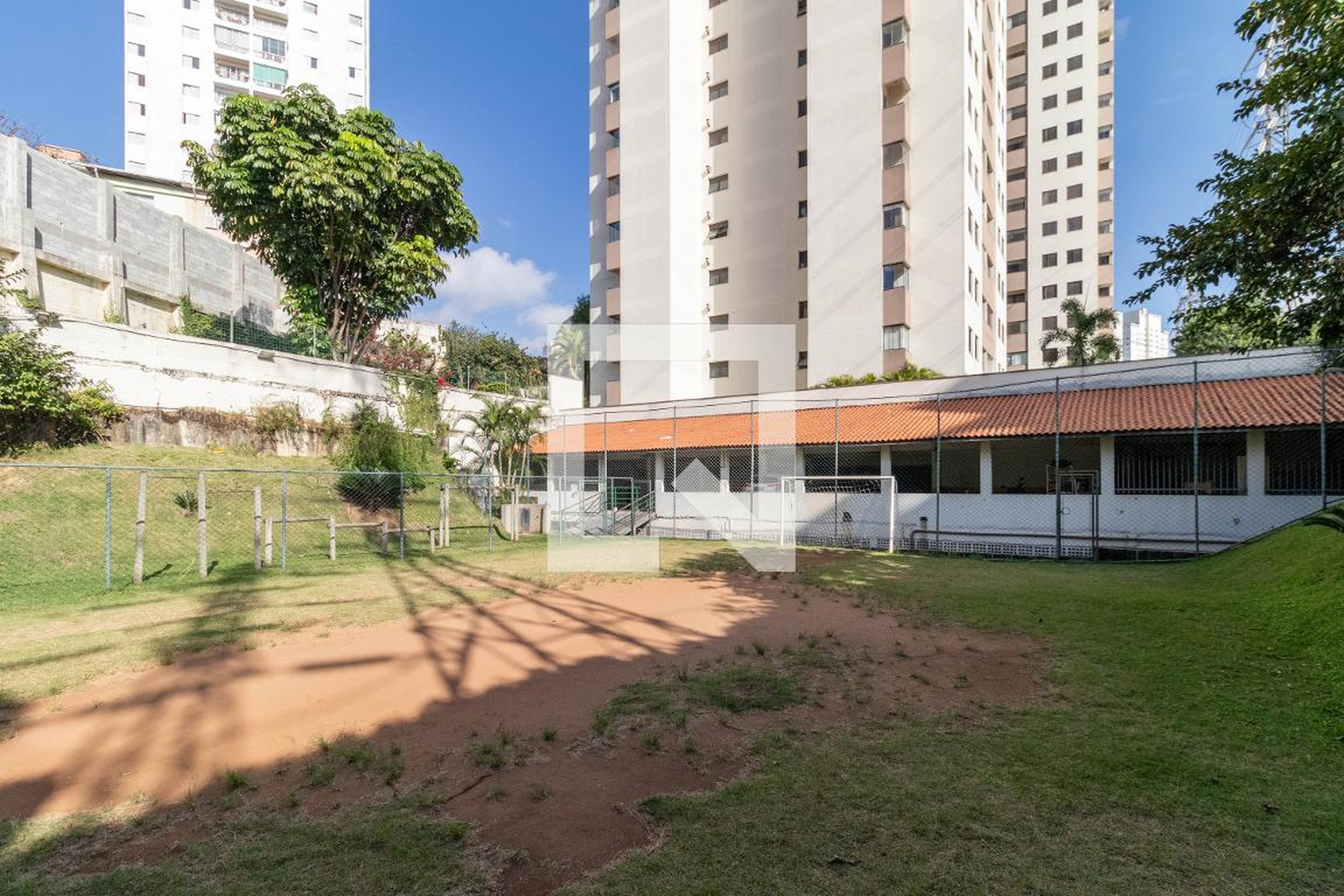 Quadra Esportiva - Mirante Alto da Lapa