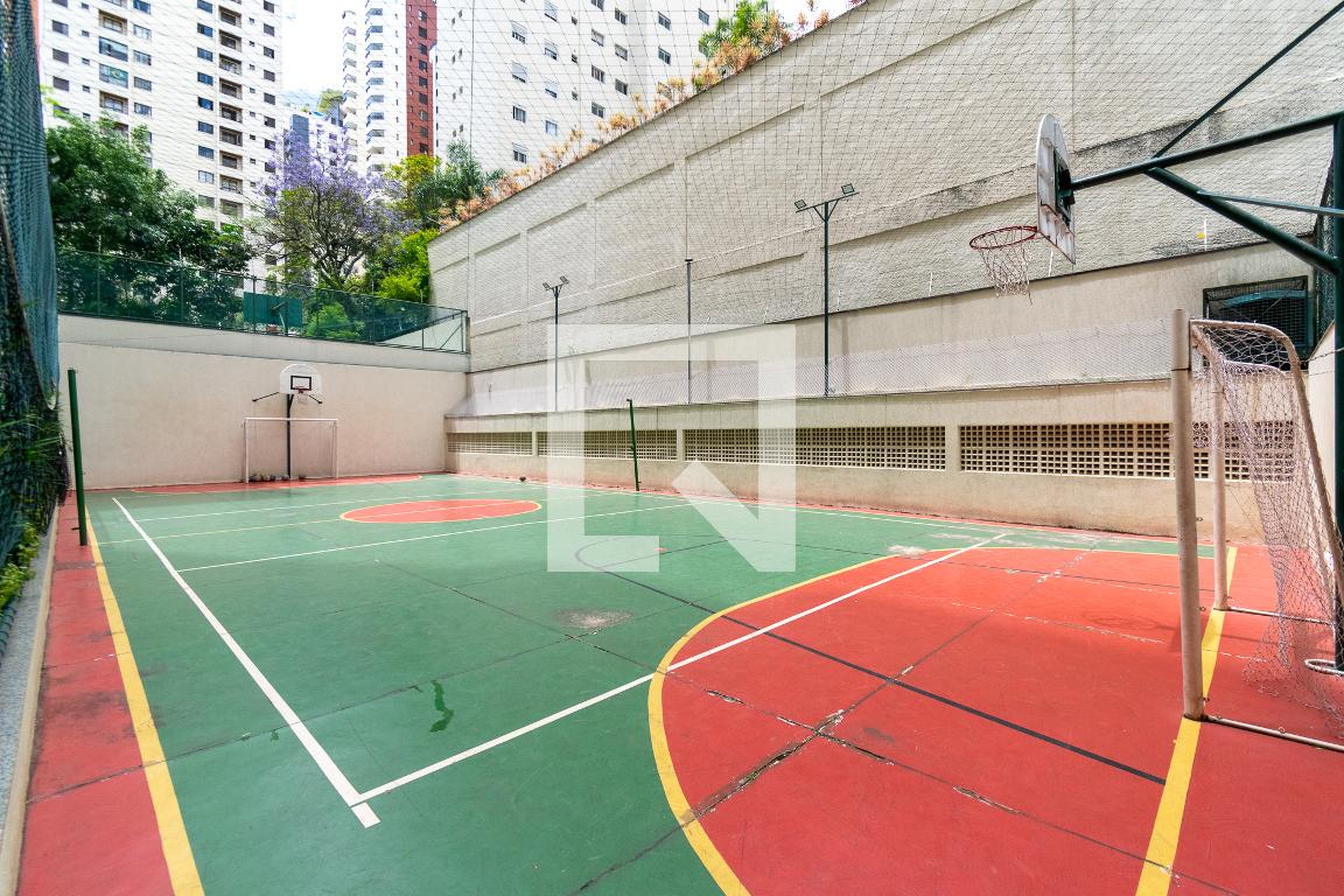 Quadra Esportiva - Ile de La Cité