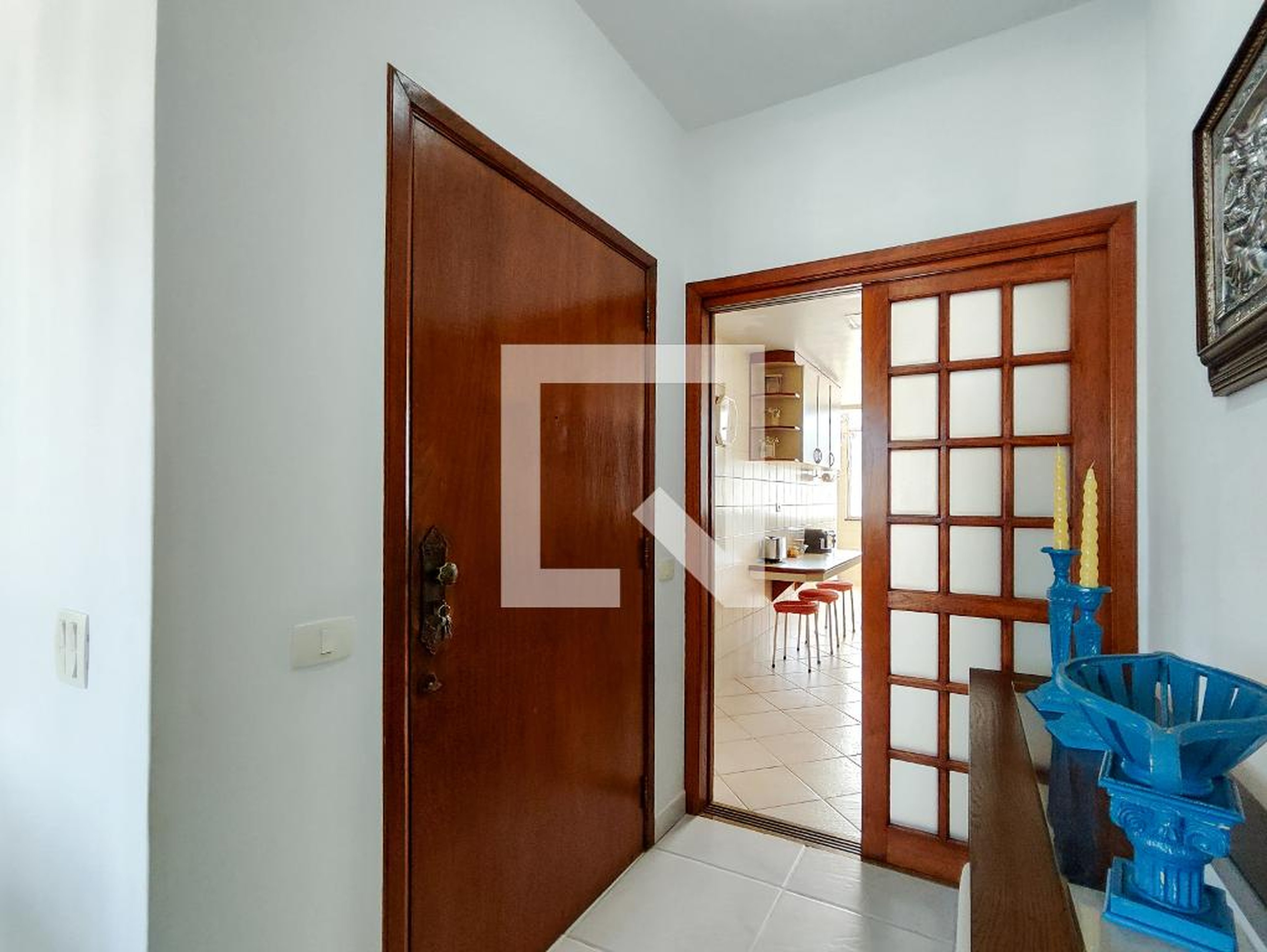 Entrada Condomínio em Avenida Engenheiro Richard, 29