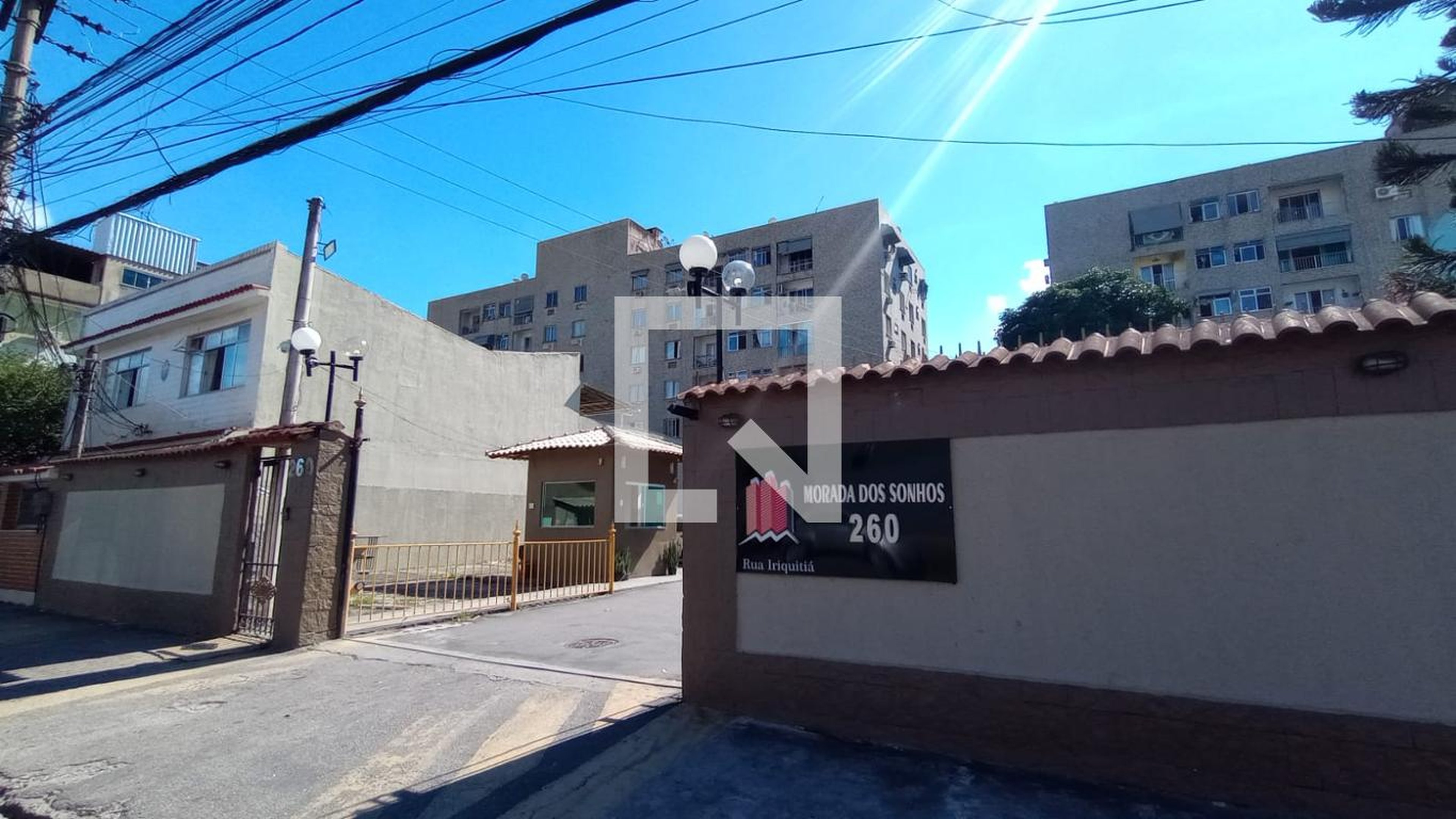 Fachada Condomínio Iriquitia, 260