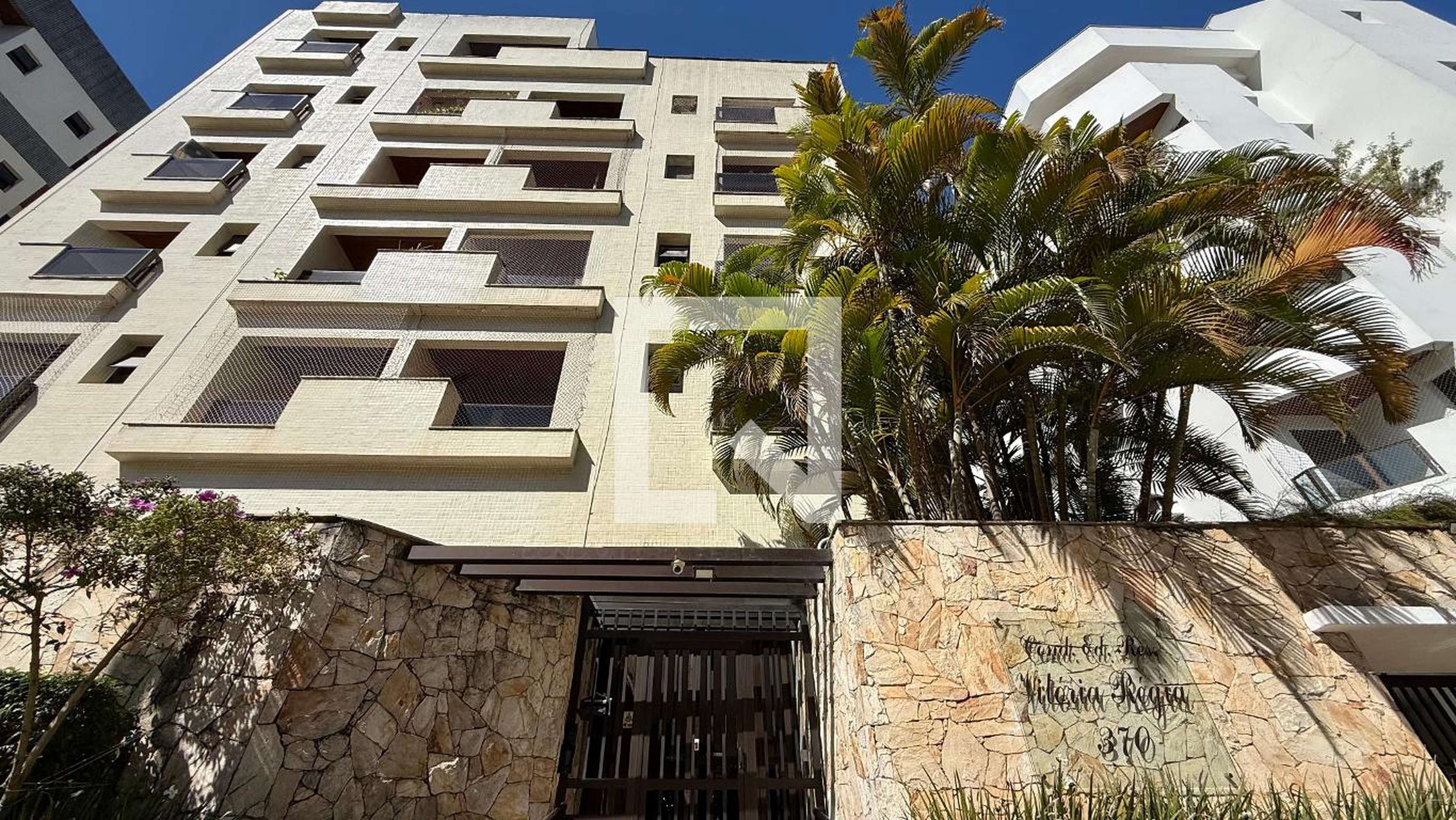 Fachada Edifício Residencial Vitoria Regia