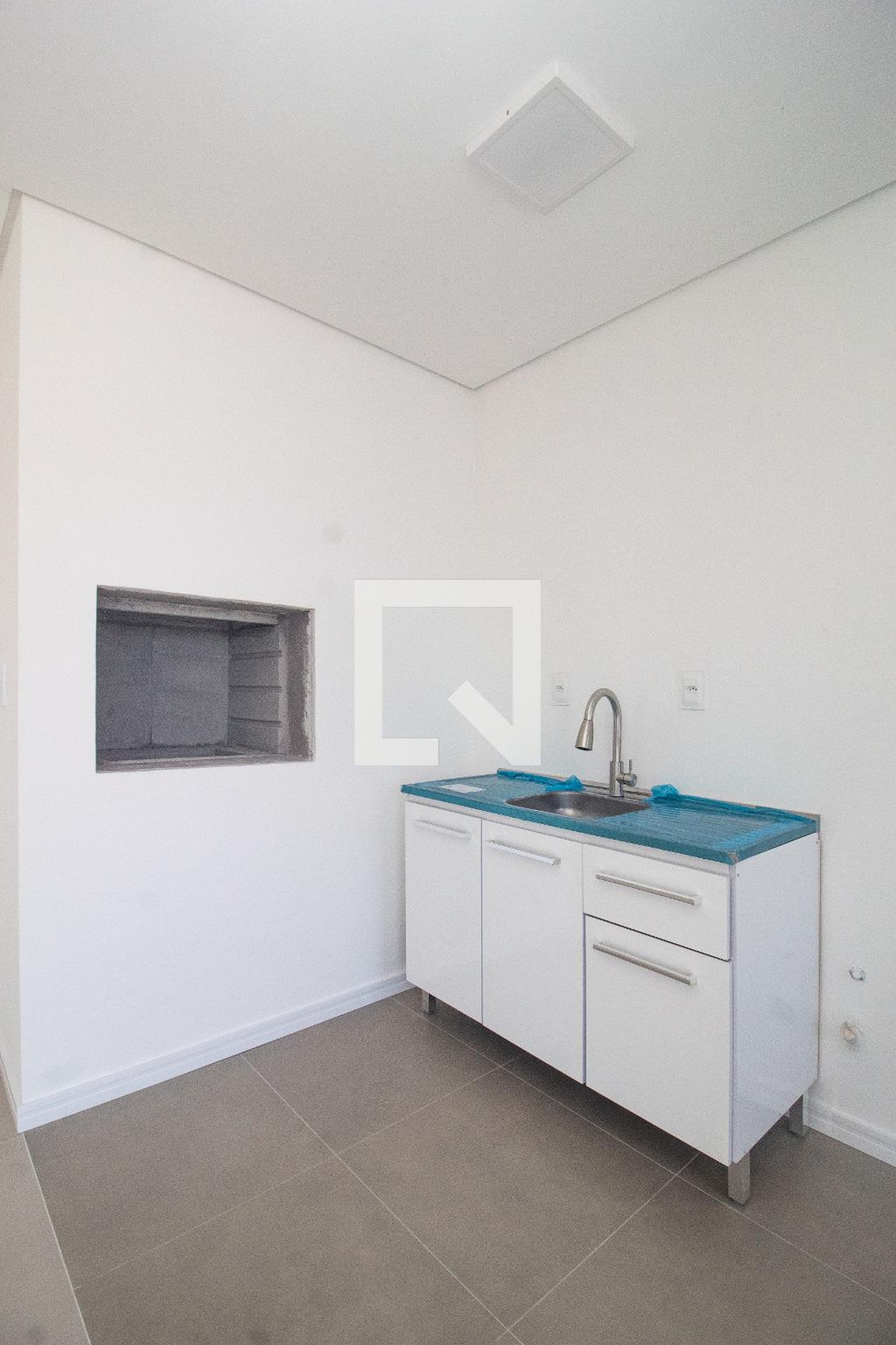 Churrasqueira - CH 421