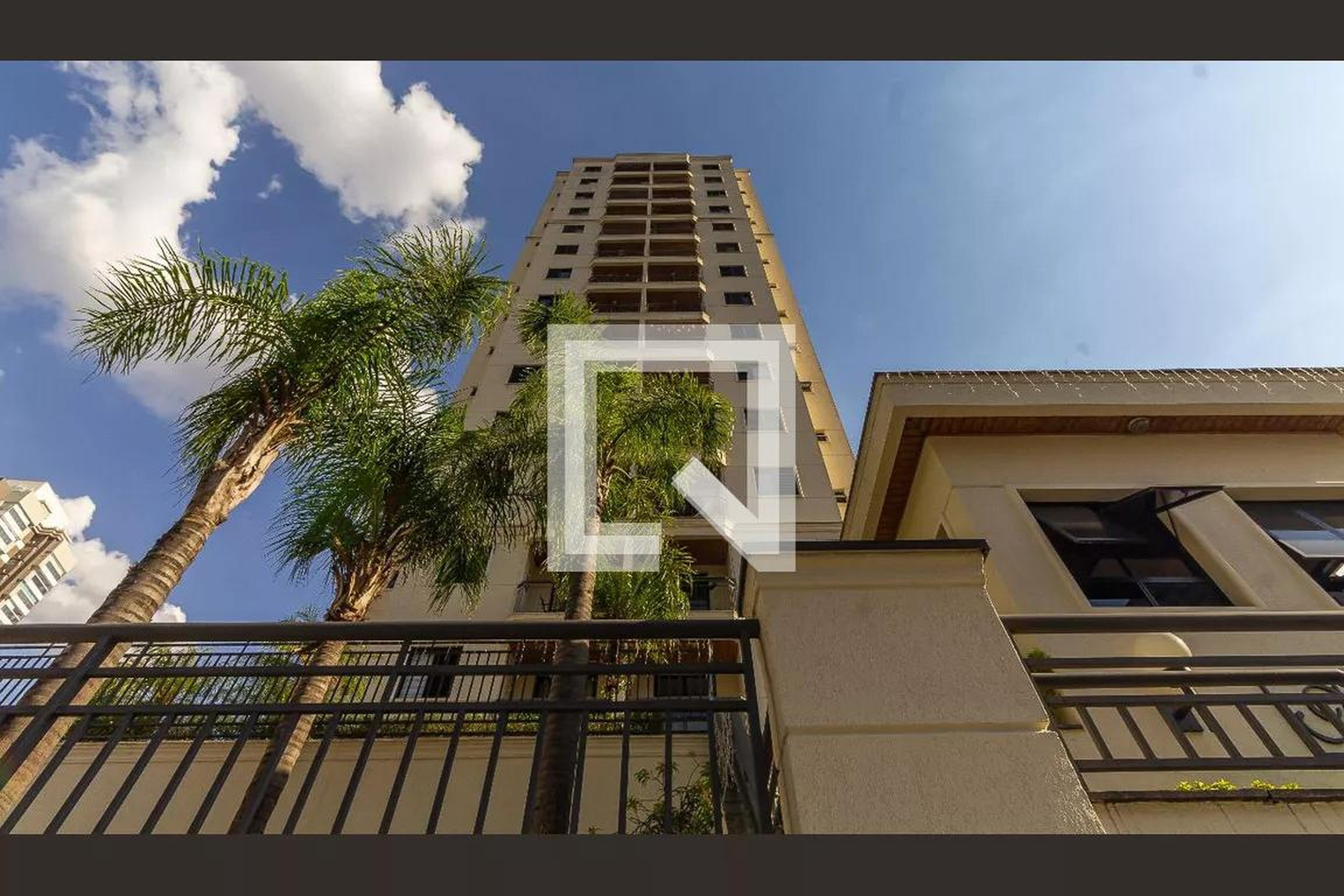 Fachada Condomínio Piazza di Napoli