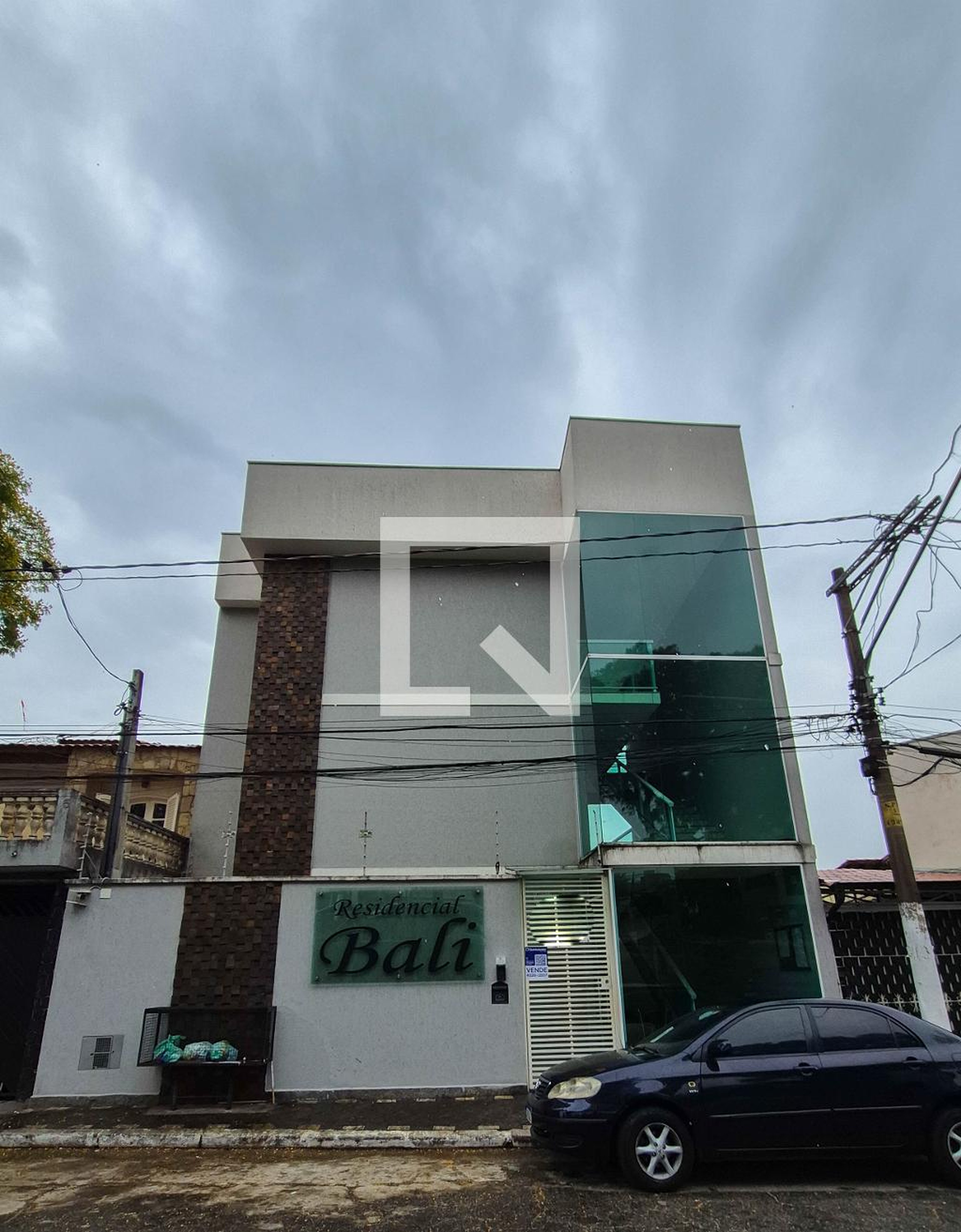 Fachada Condomínio em Rua Manuel Faria Inojosa, 81