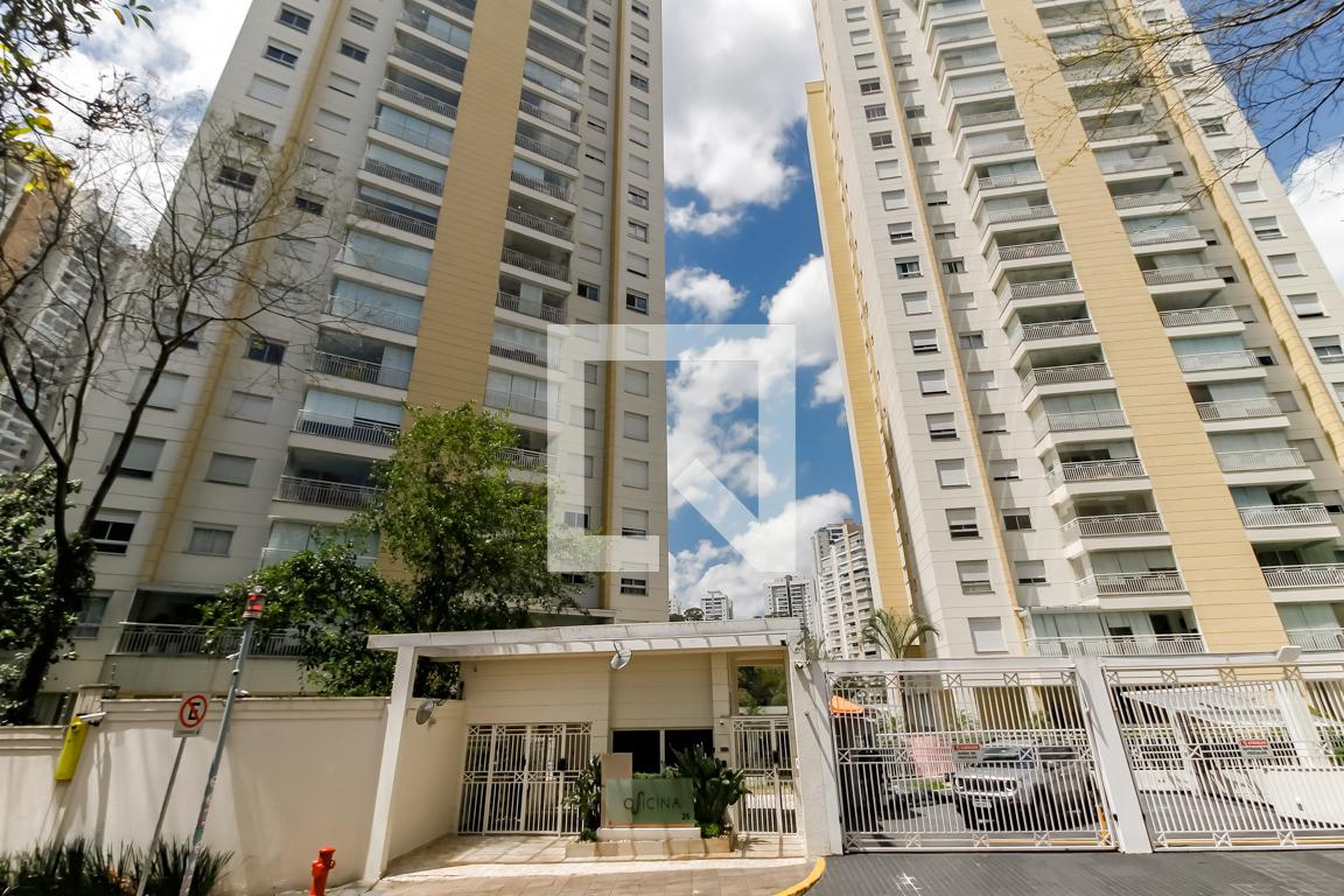 Fachada do Prédio Condomínio Oficina