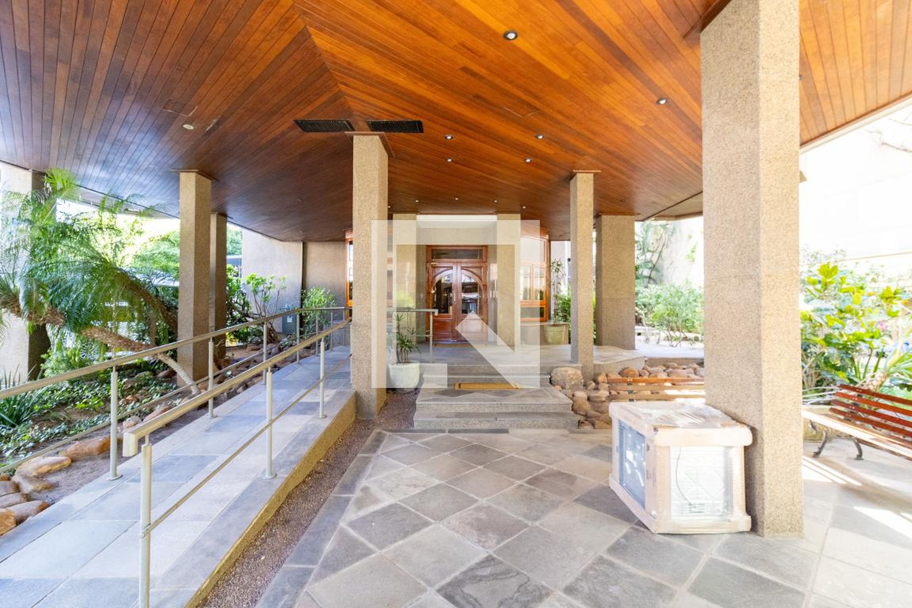 Entrada - Edifício Boulevard Saint James I