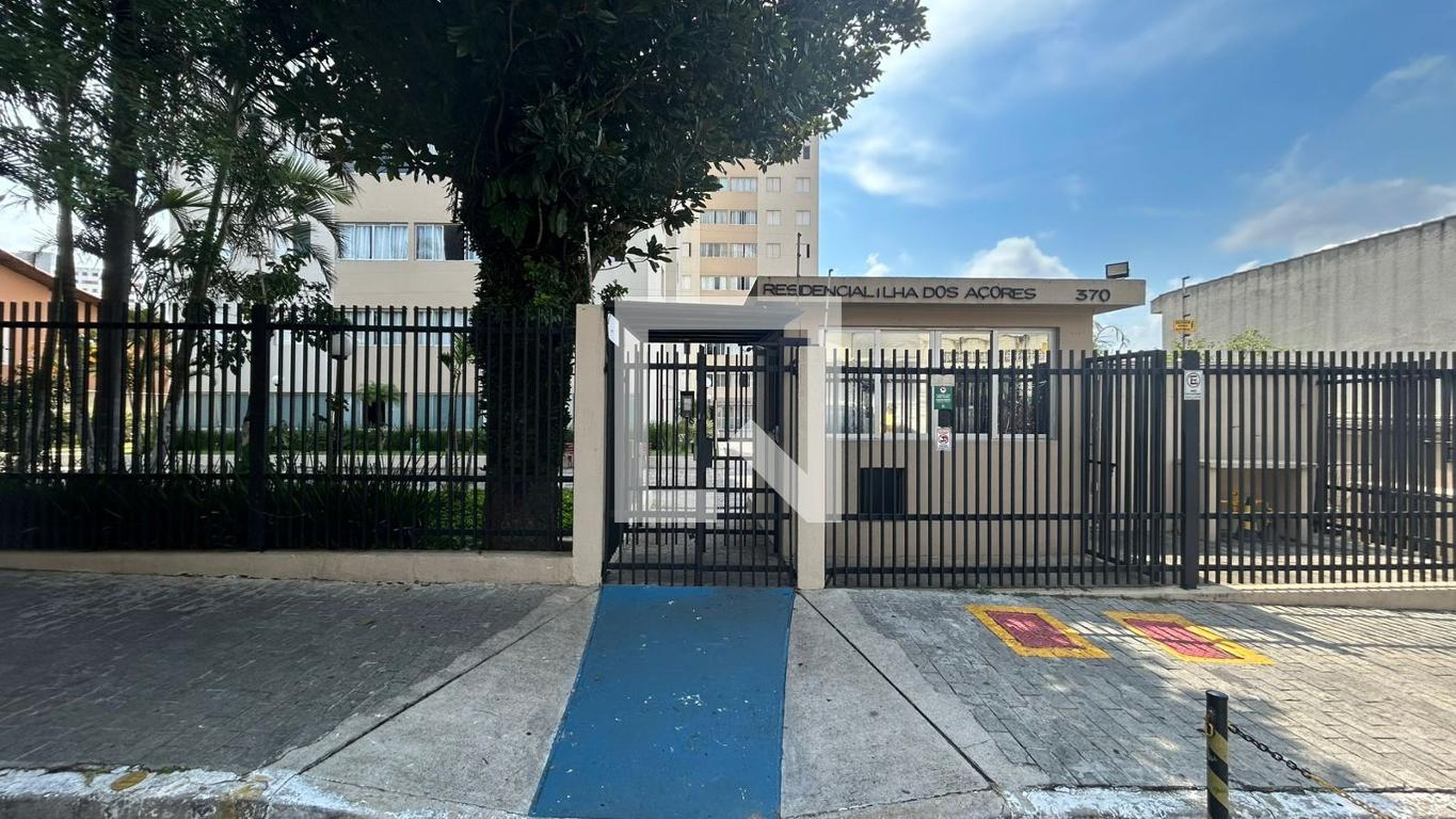 Fachada Residencial Ilha dos Açores