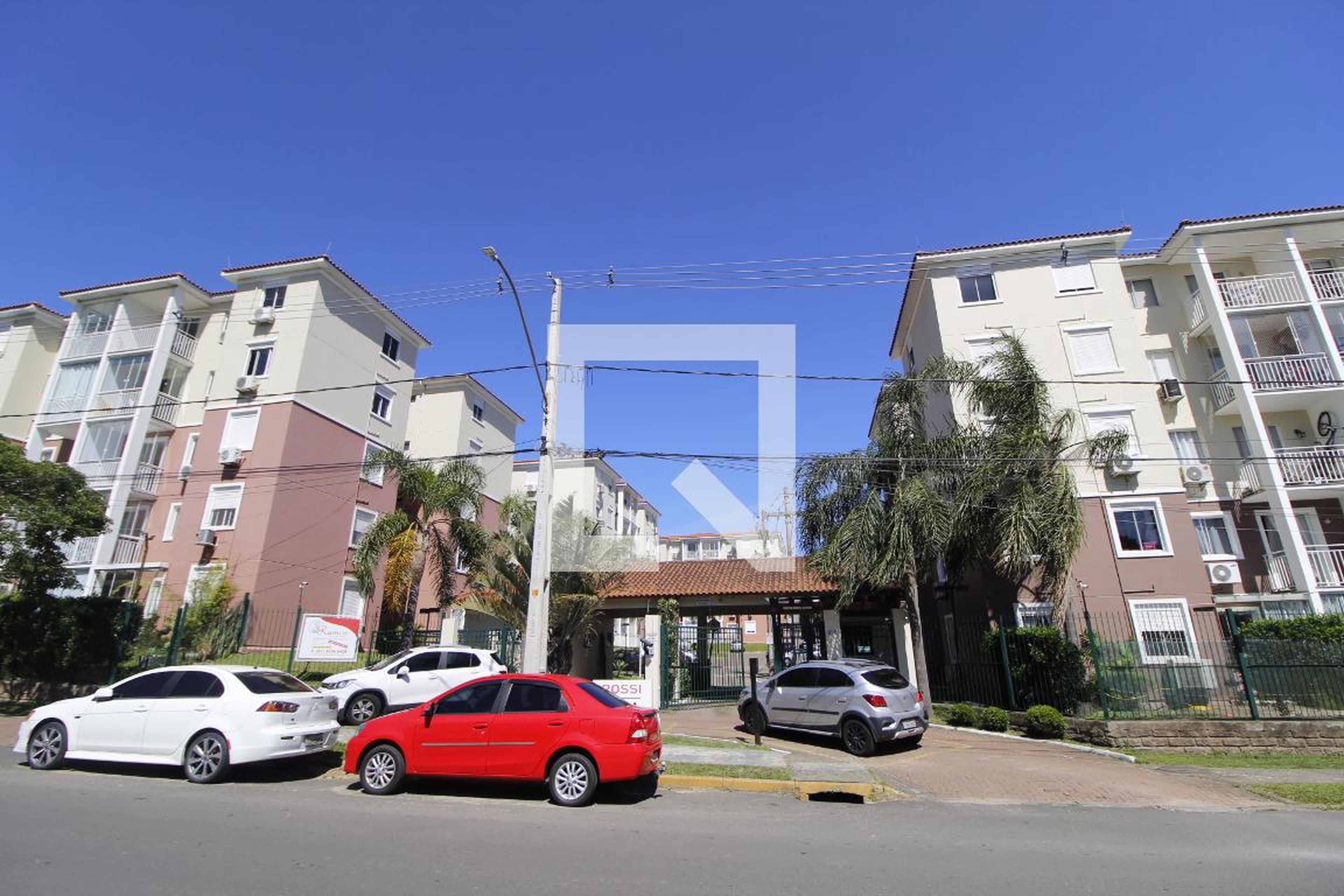 Fachada do Condomínio Condomínio Rossi Viva