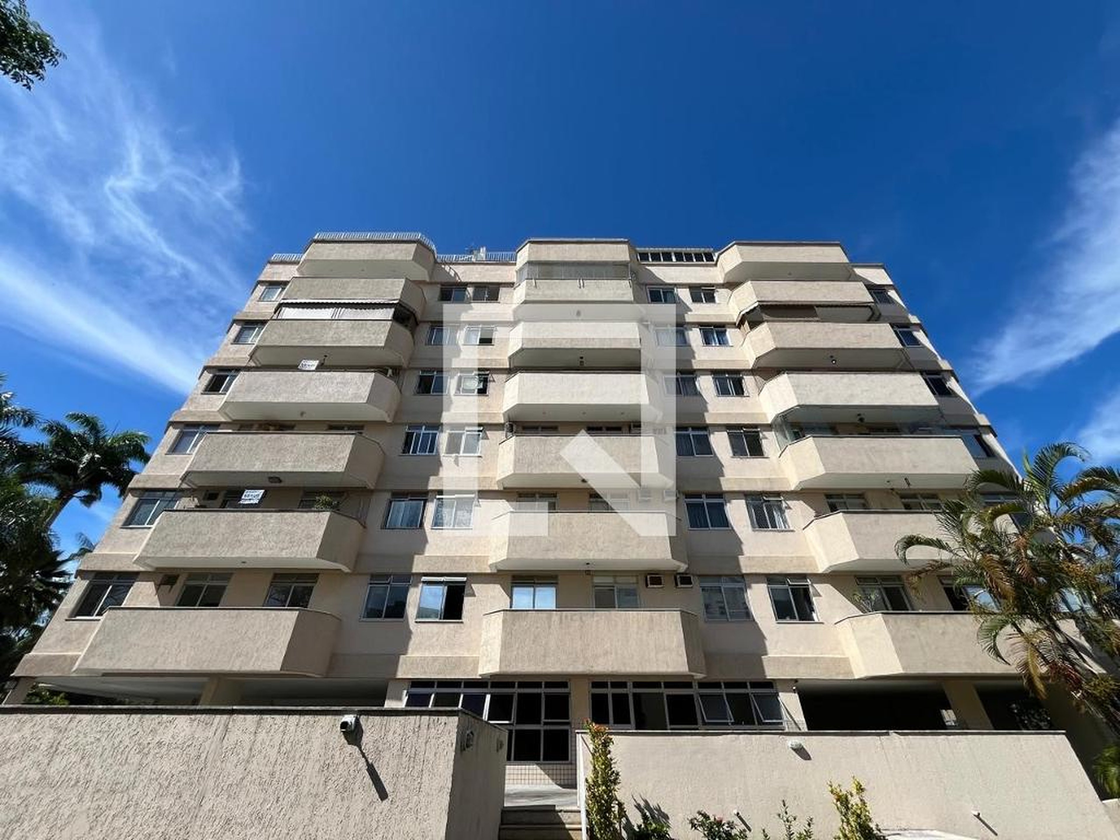 Fachada Condomínio Retiro dos Artistas