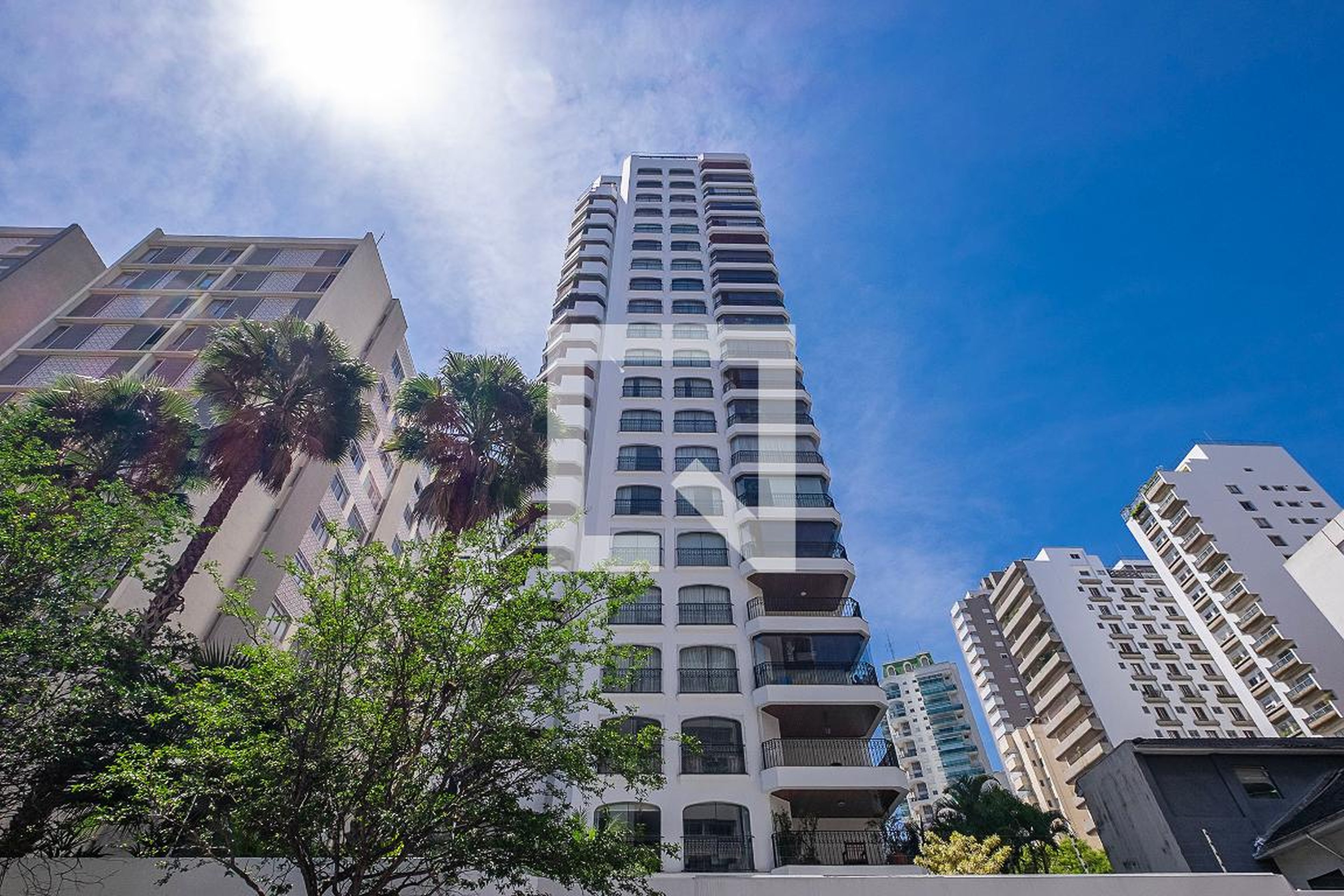 Fachada Edifício Maison Kyoei Paraíso