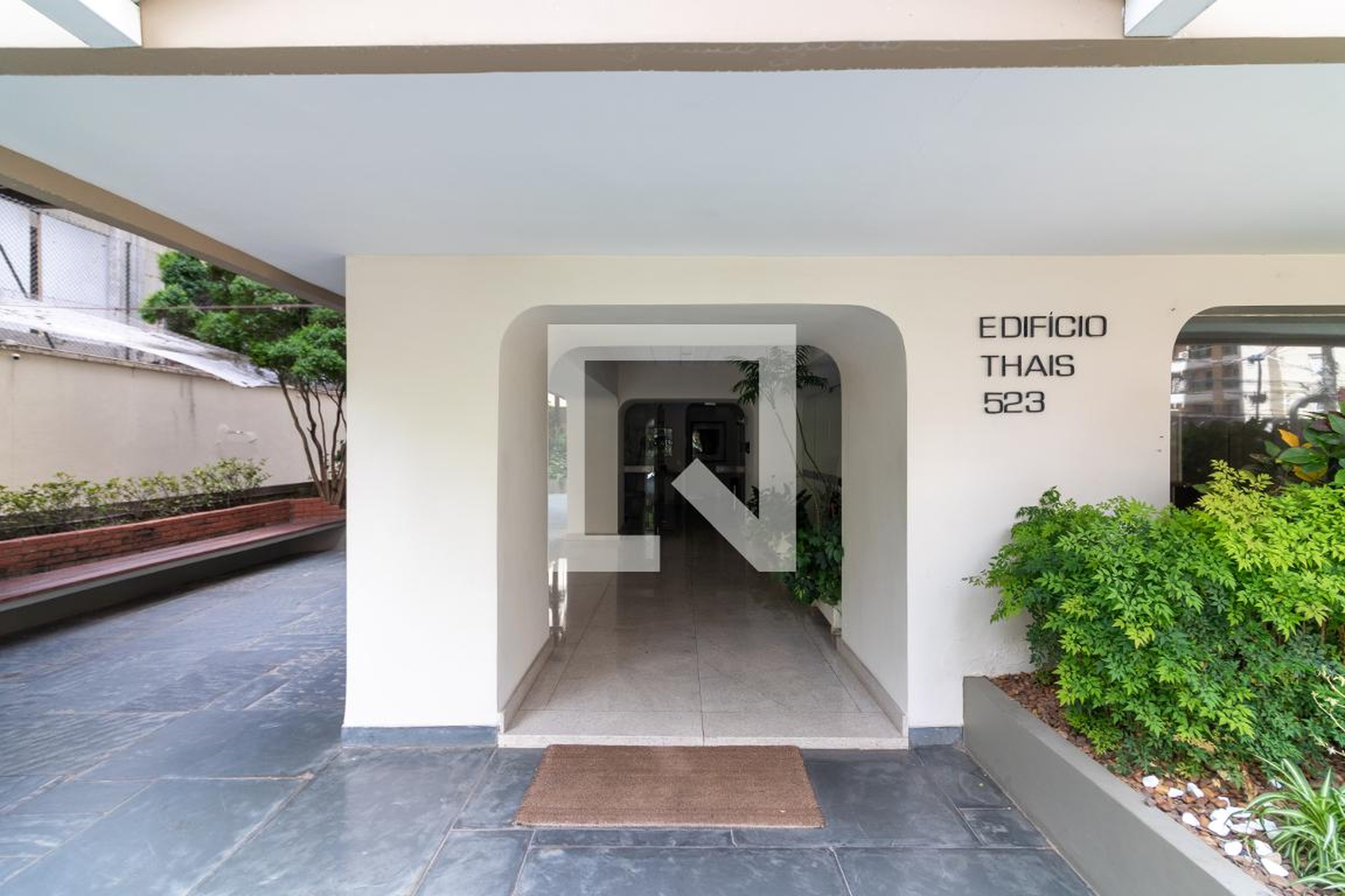 Entrada - Edifício Thaís