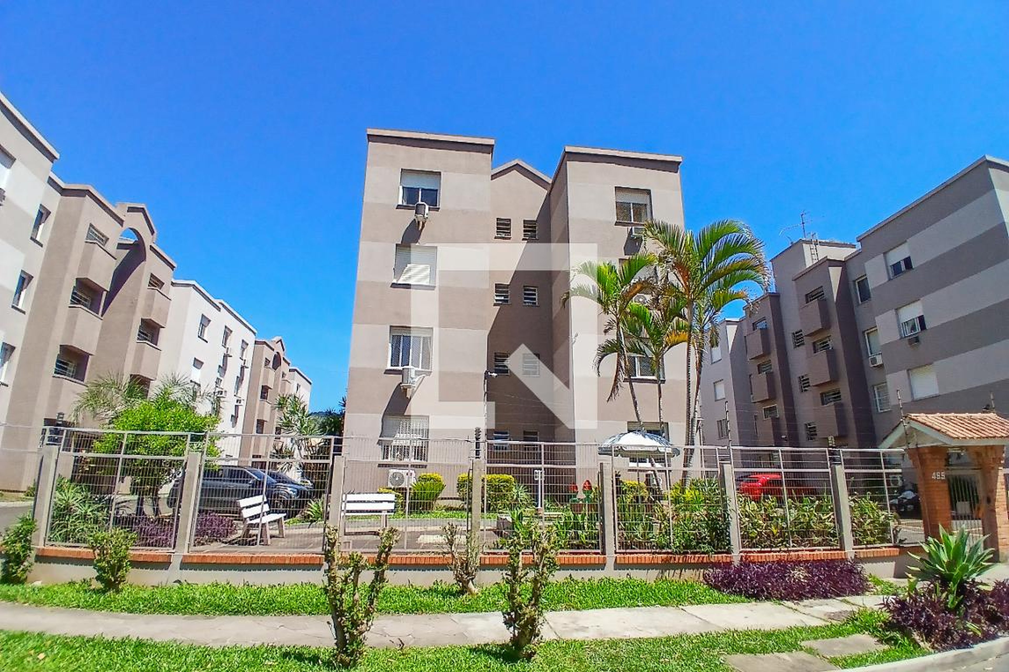 Fachada Condomínio em Rua Doutor Heitor Píres, 62