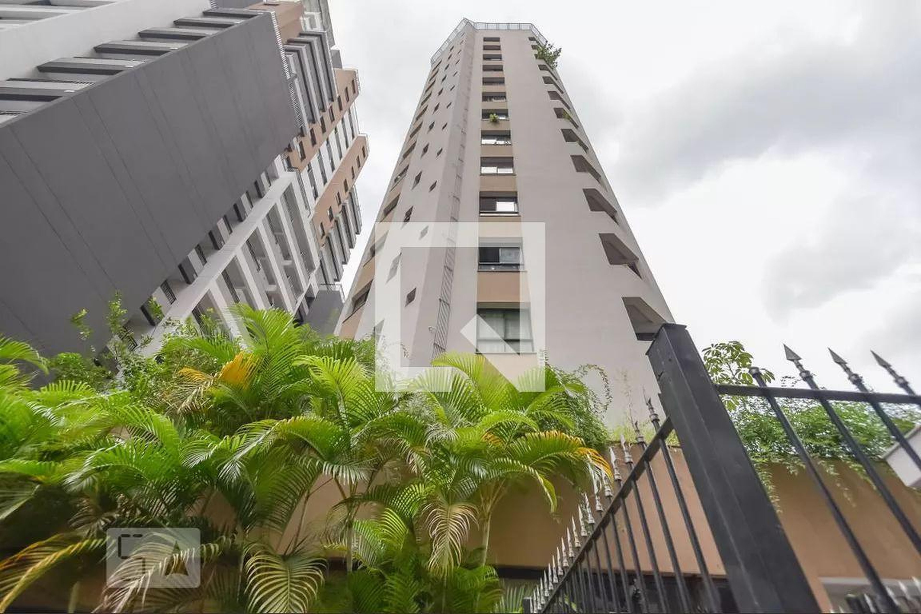 Fachada Edifício Metropolitan Studio