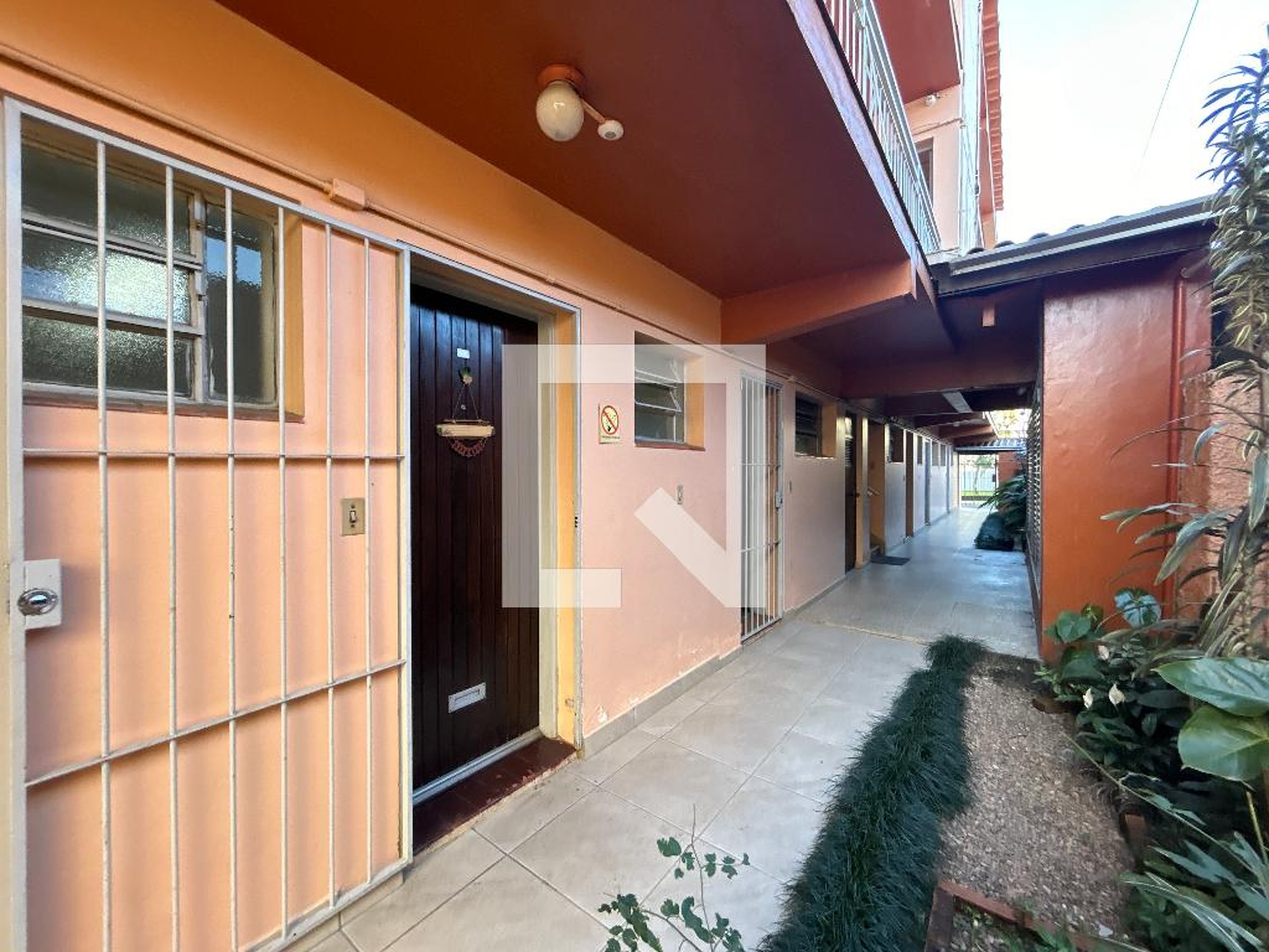 Fachada Condomínio em Rua Flôres da Cunha, 663