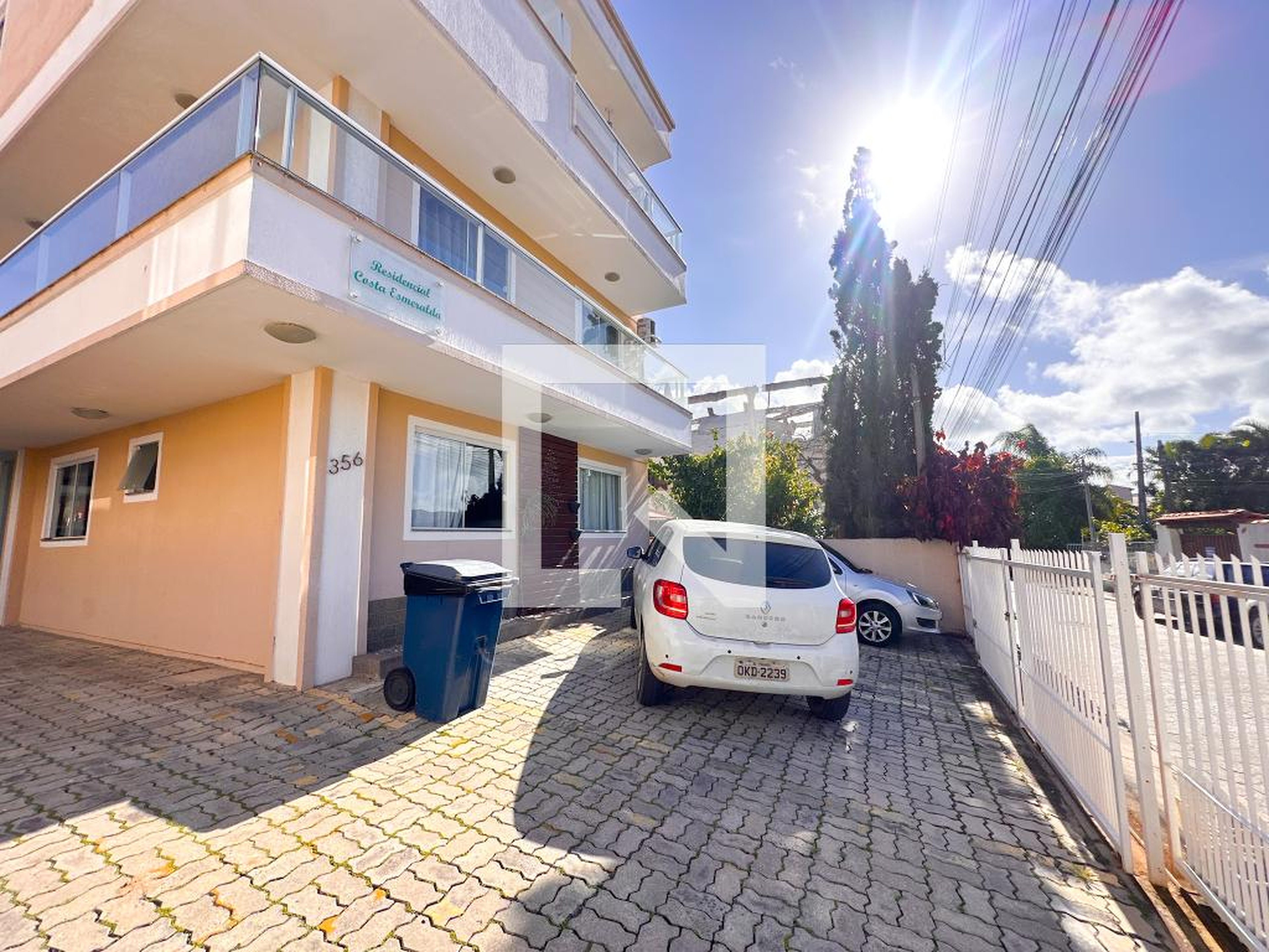 Área comum - Esmeralda