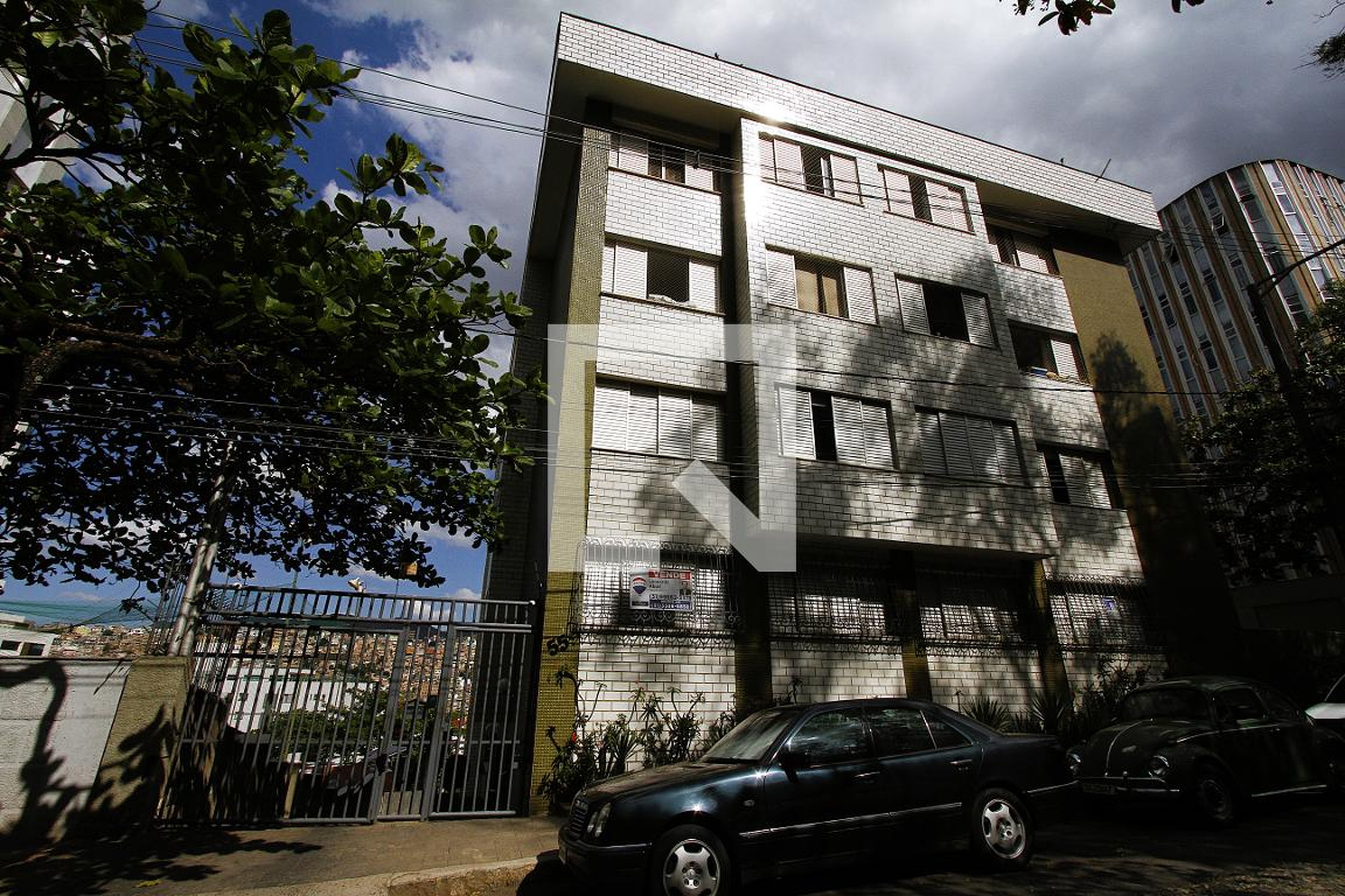 Fachada do Prédio Condomínio em Rua do Mosteiro, 55