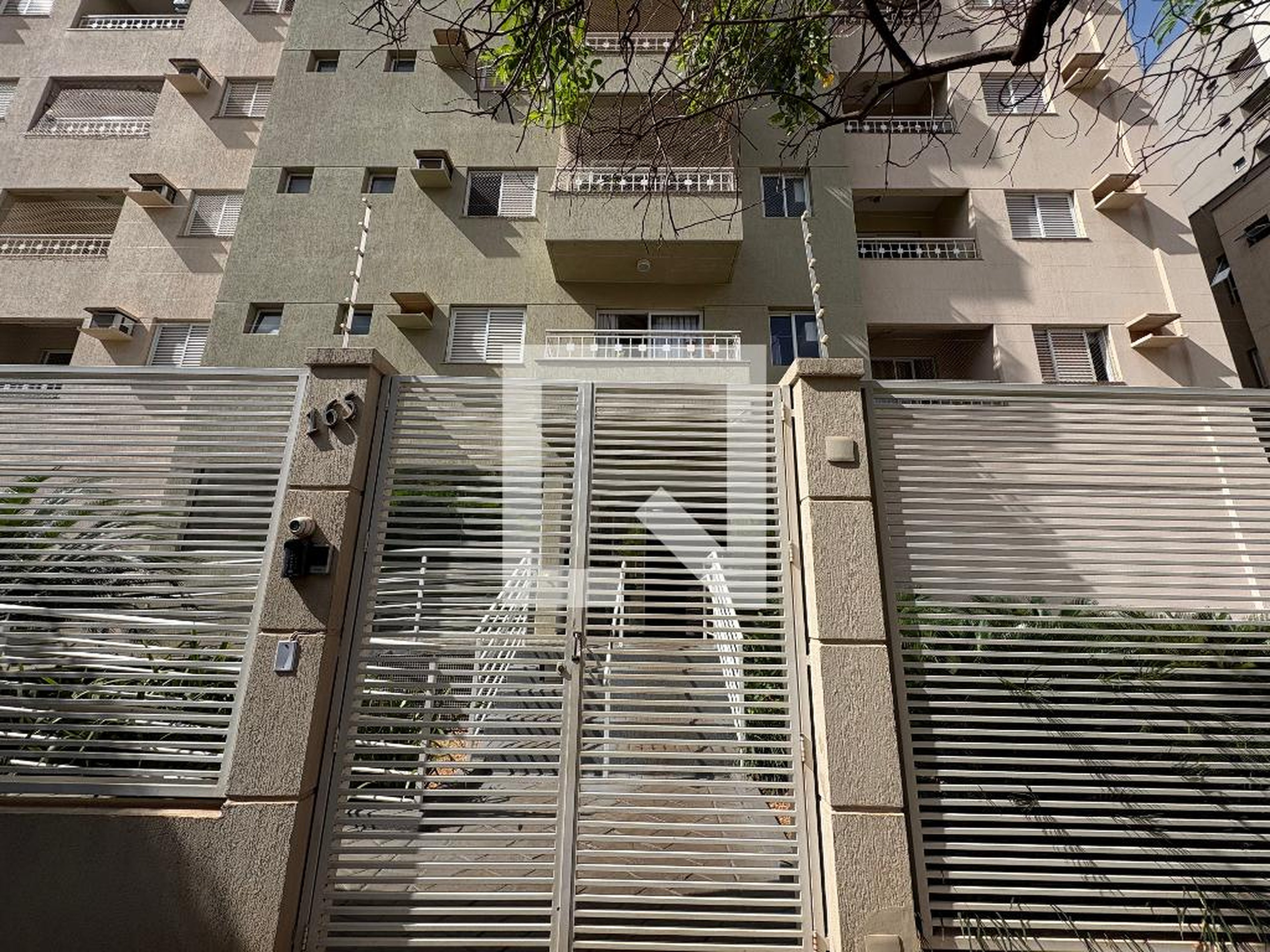 Fachada Condomínio em Rua Horácio Pessini, 165