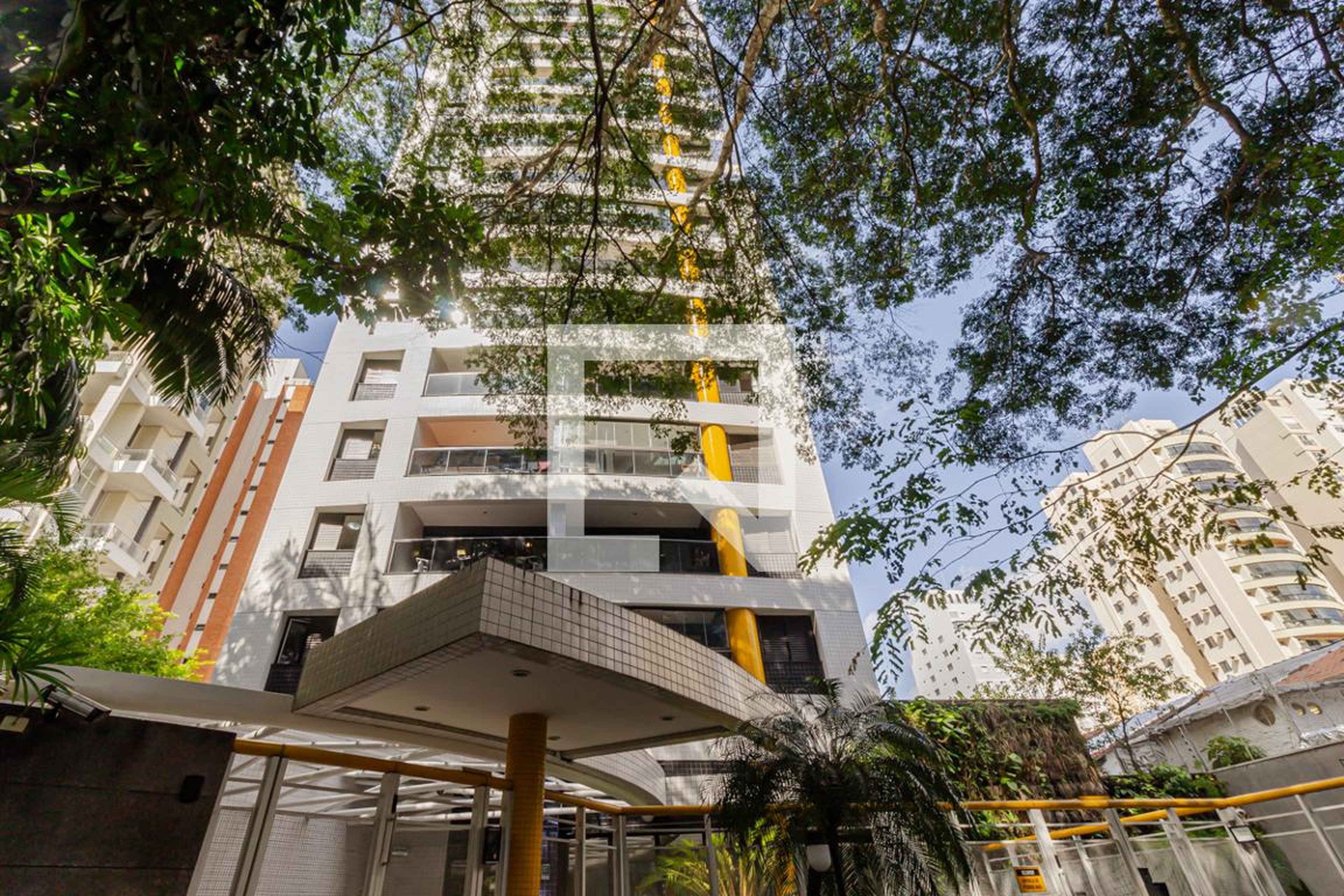 Fachada Condomínio Espaço Alpha