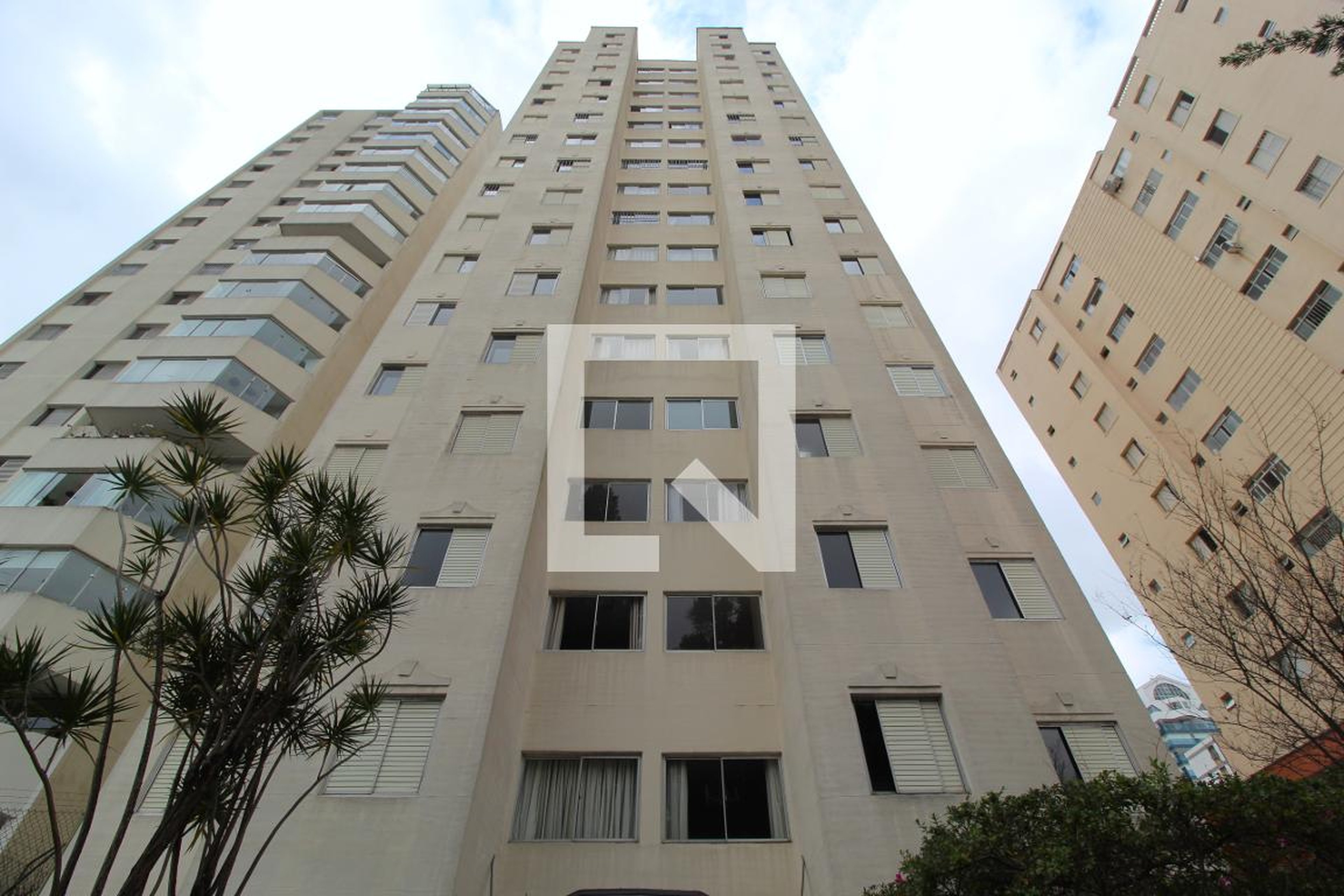 Fachada do Prédio Condomínio Inverness