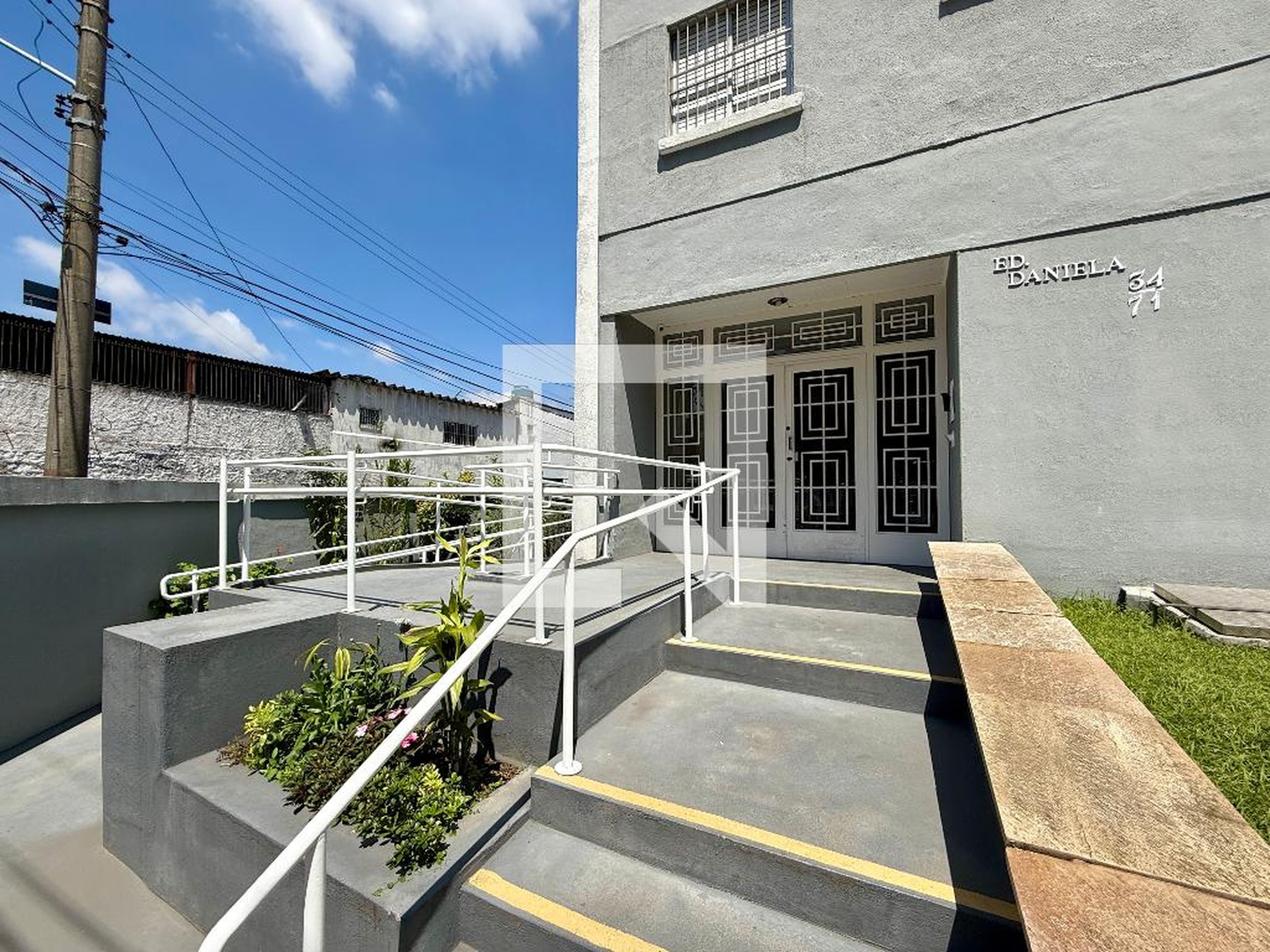Entrada - Edifício Daniela
