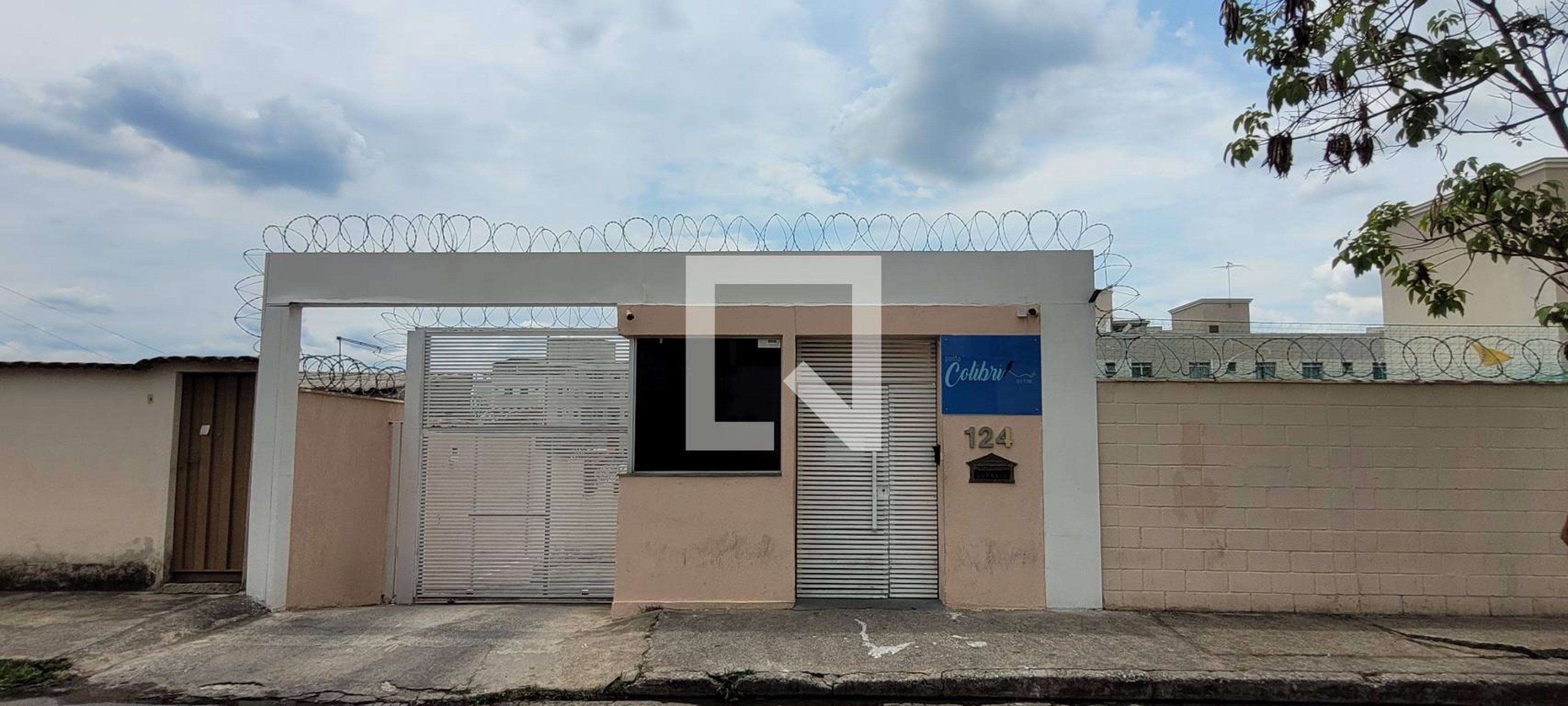 fachada do condominio Condomínio em Rua Antônio Pio Cardoso, 124