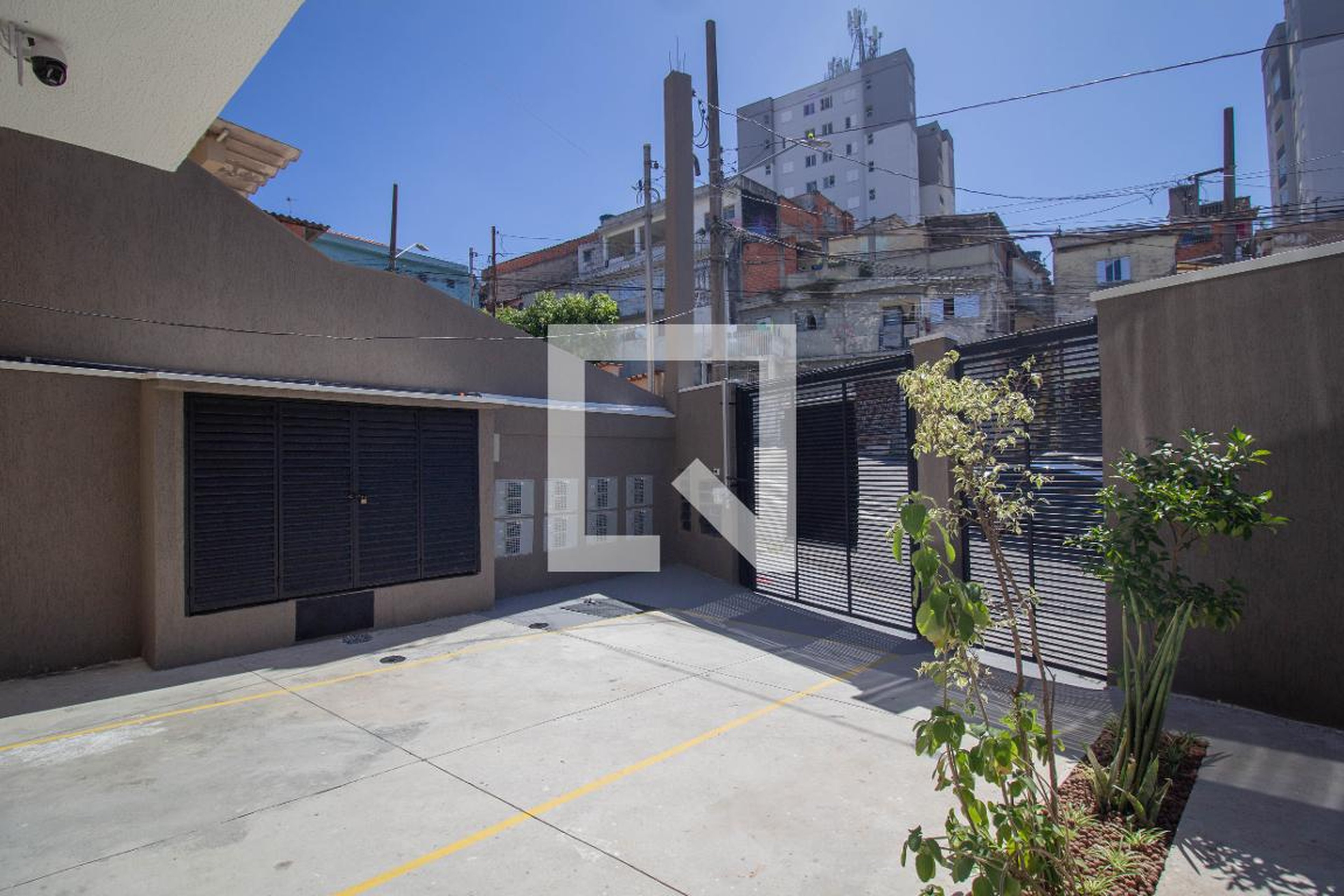 Entrada - Joseph Chinard