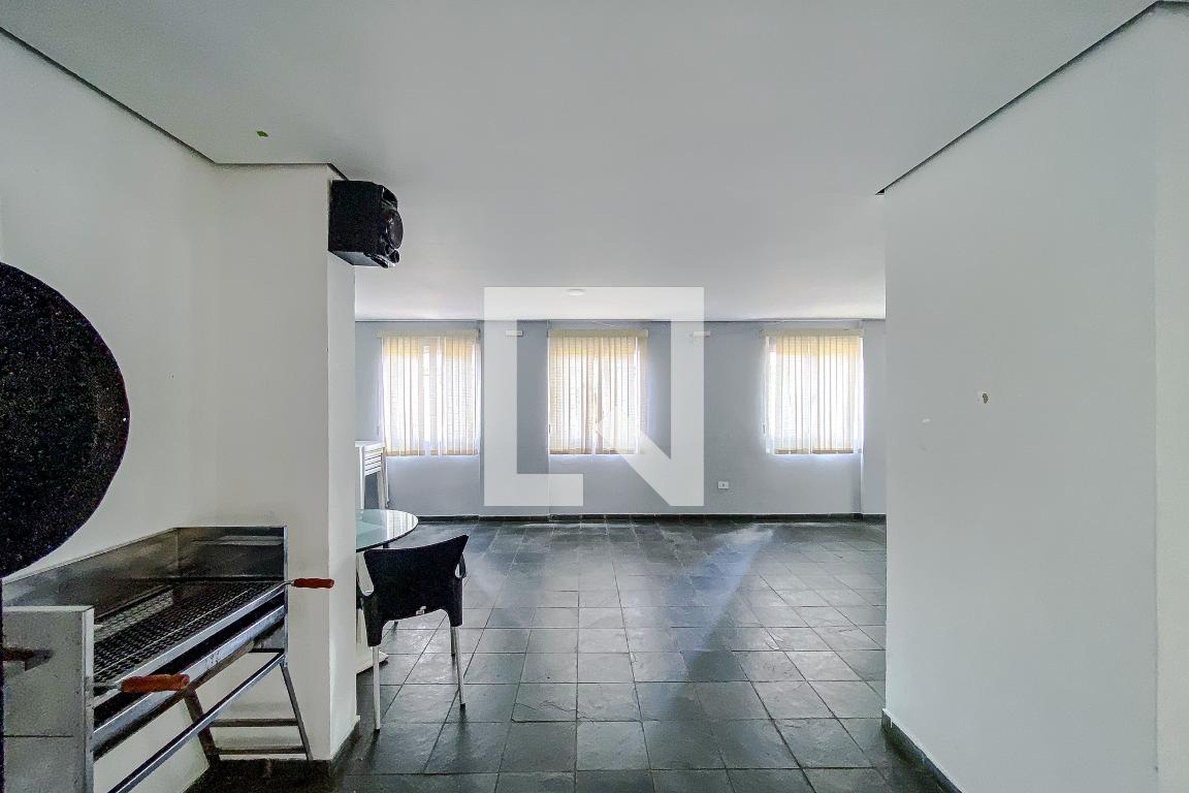 Área comum - Bras F1