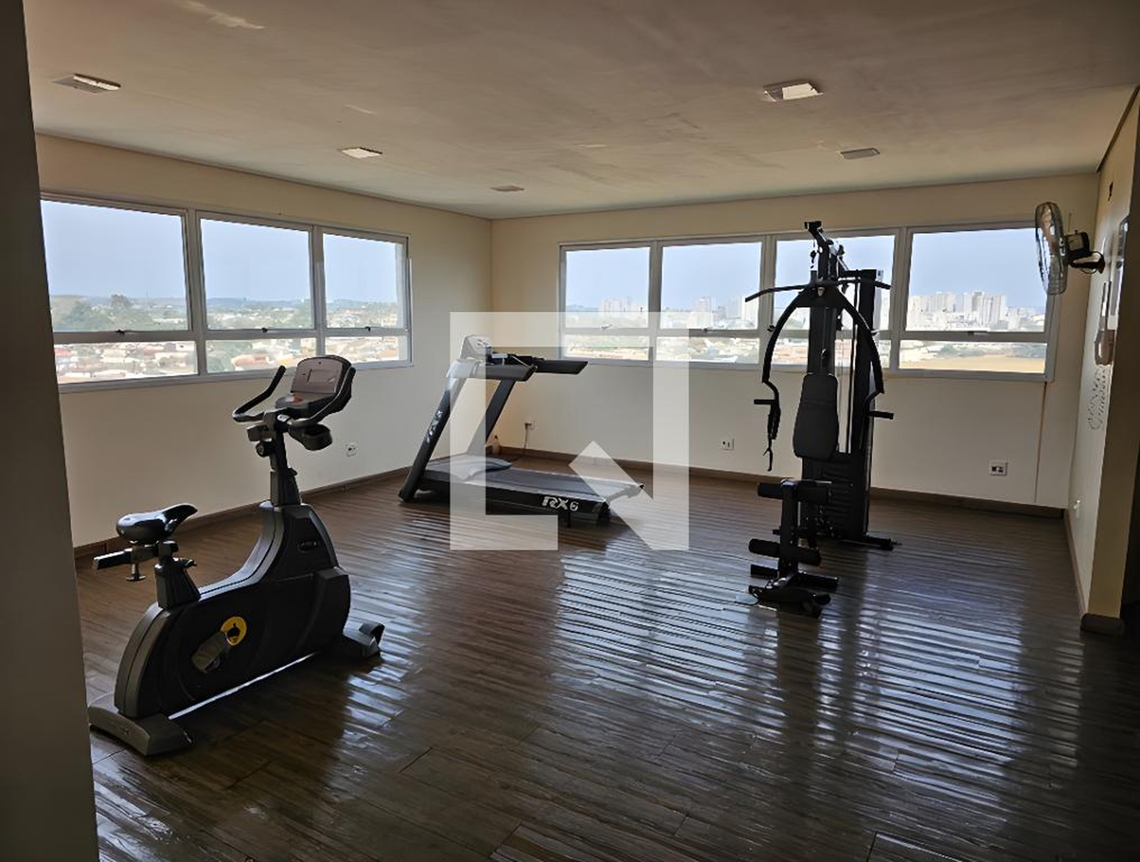 Academia - Sienna Edifício